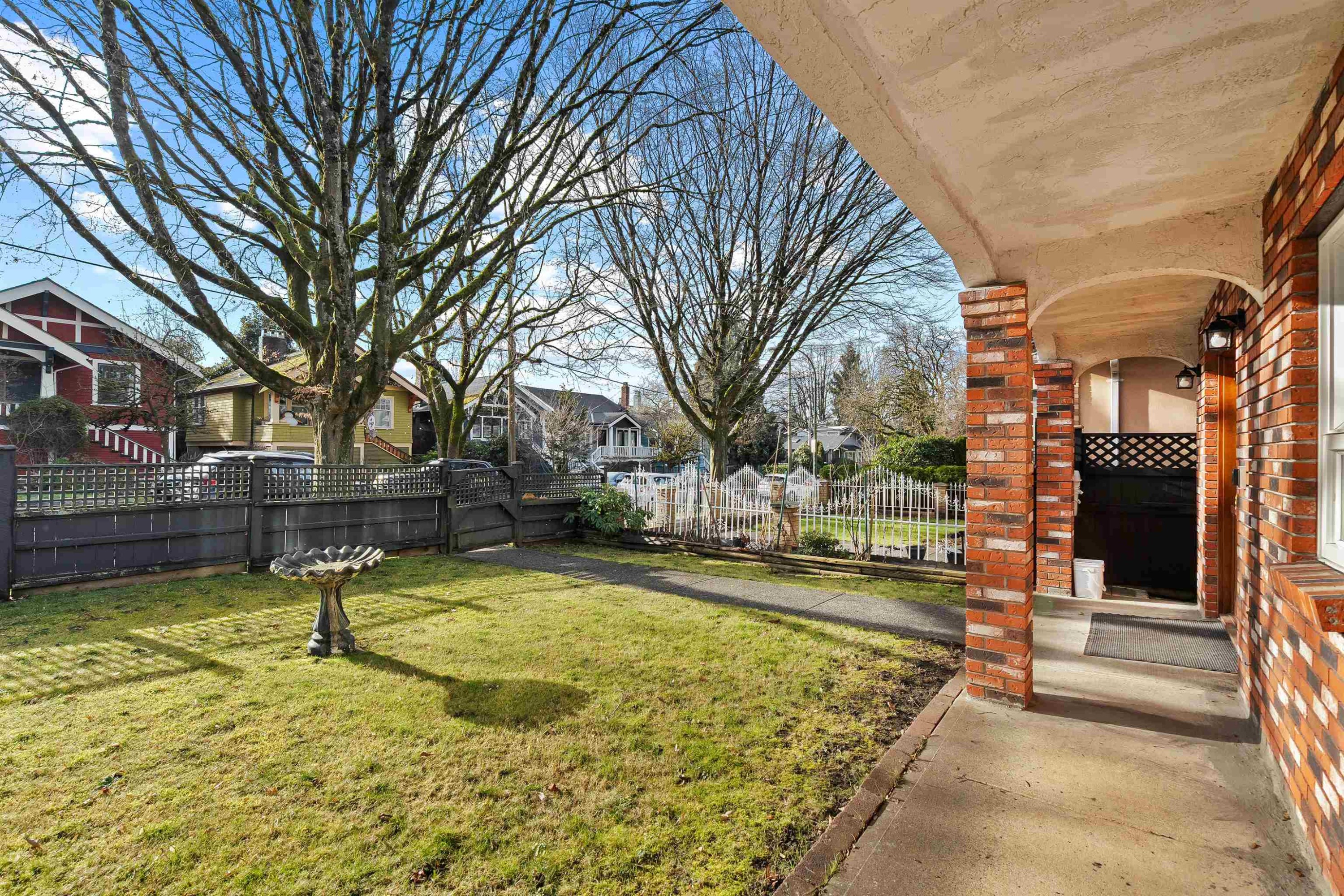 1181 24Th Avenue E, Vancouver, BC