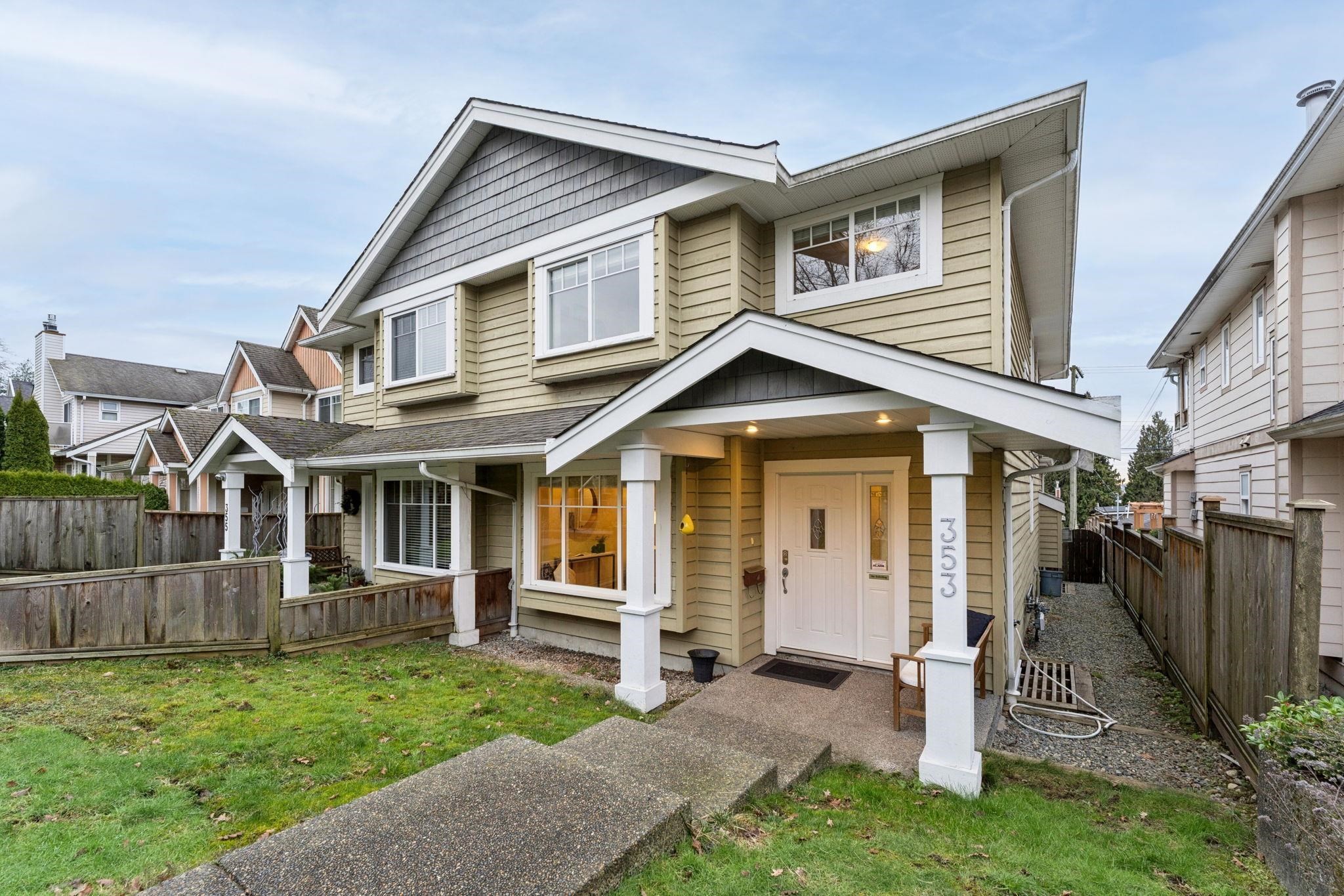 353 5Th Street E, North Vancouver, BC