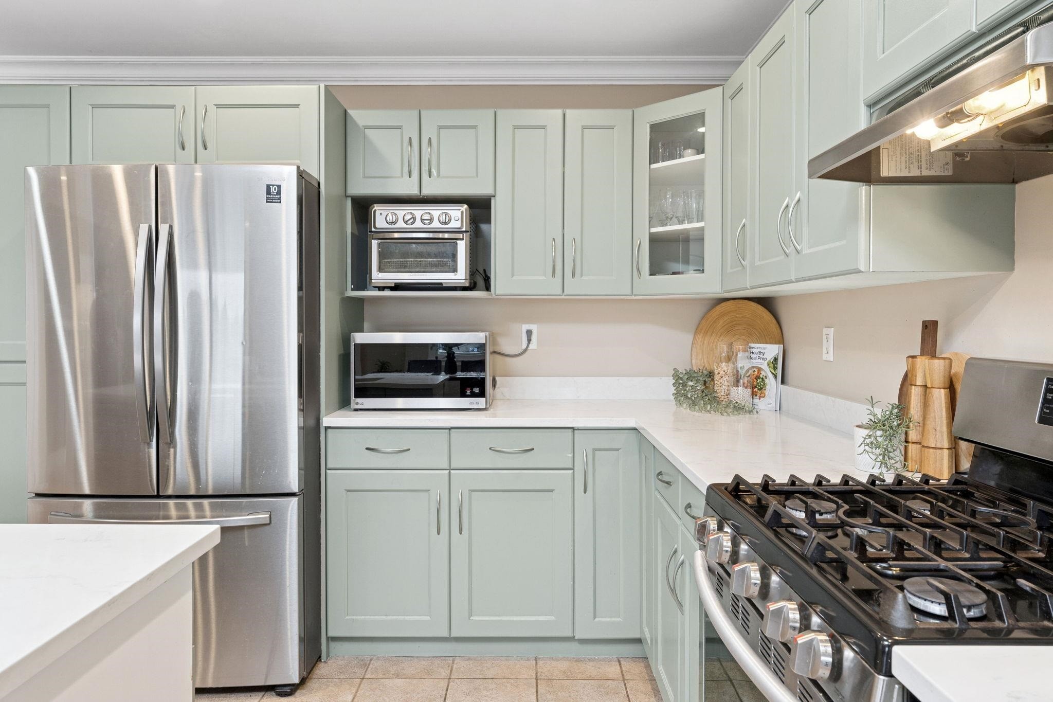 353 5Th Street E, North Vancouver, BC