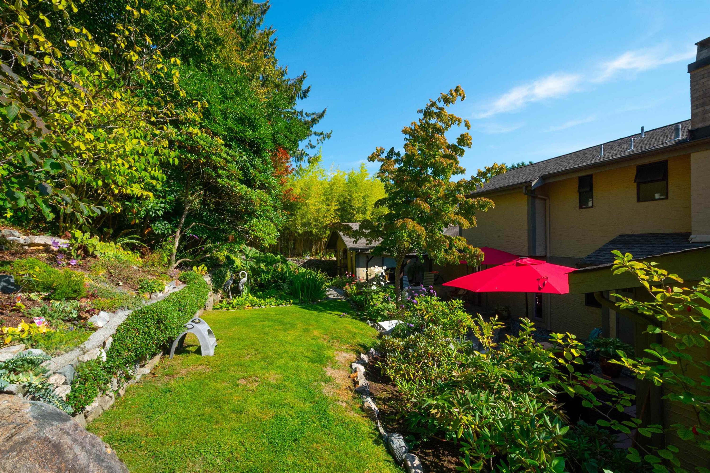 560 Craigmohr Drive, West Vancouver, BC