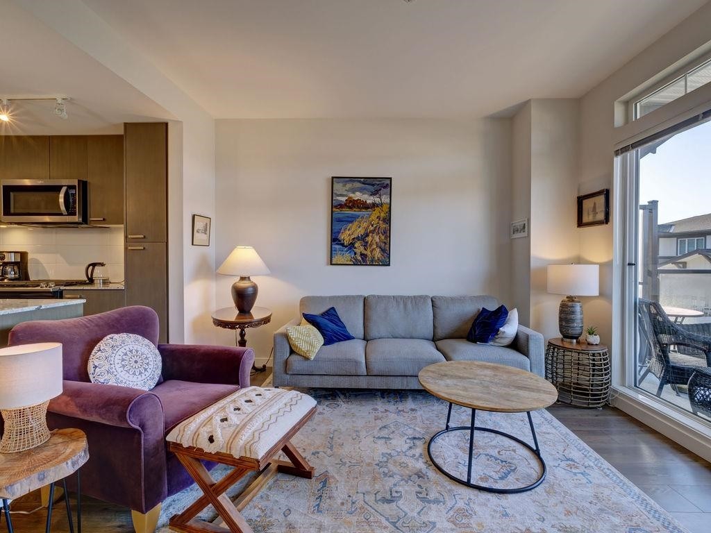 5964 Beachgate Lane, Sechelt, BC