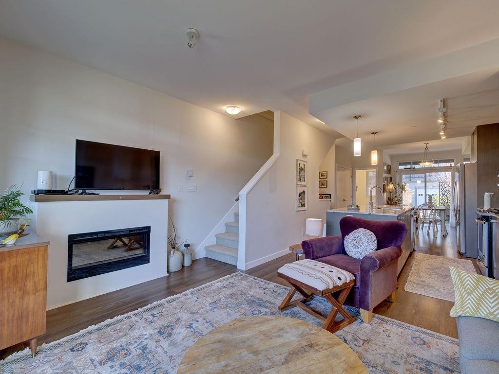 5964 Beachgate Lane, Sechelt, BC