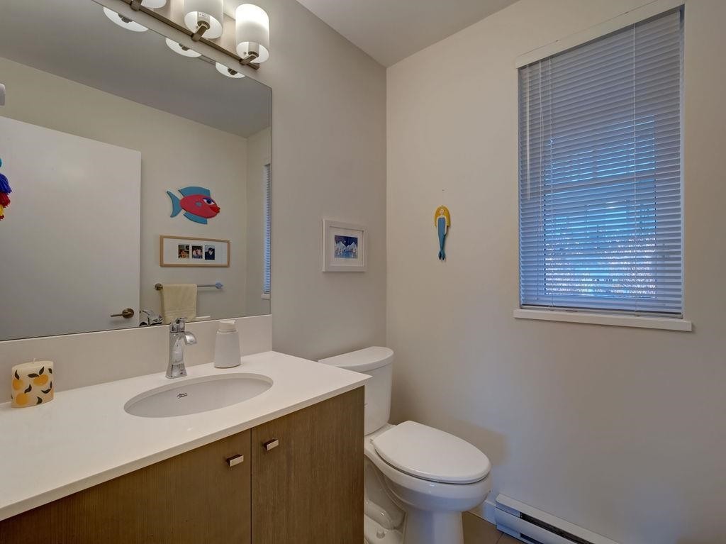 5964 Beachgate Lane, Sechelt, BC