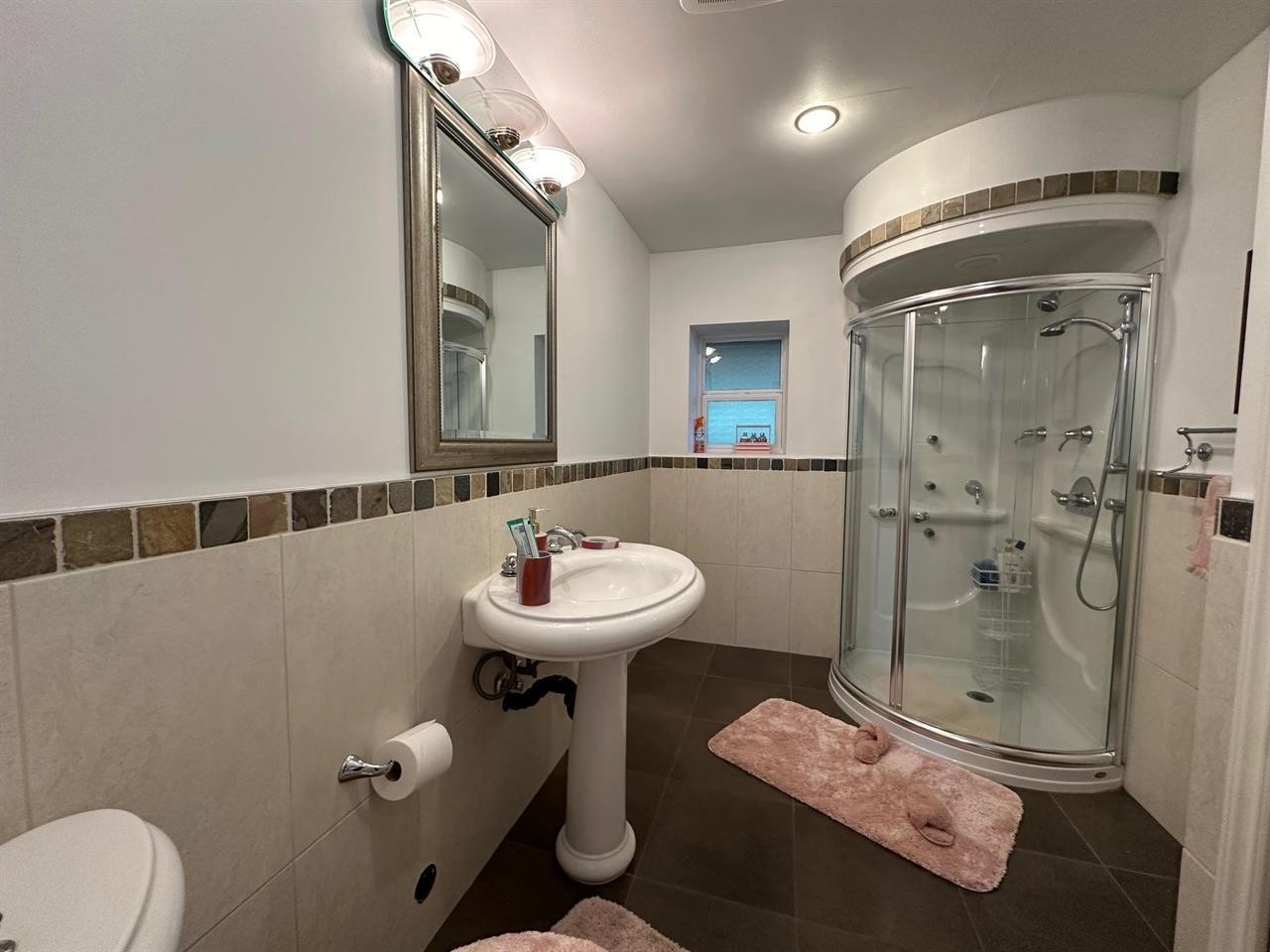 1359 Whitby Road, West Vancouver, BC
