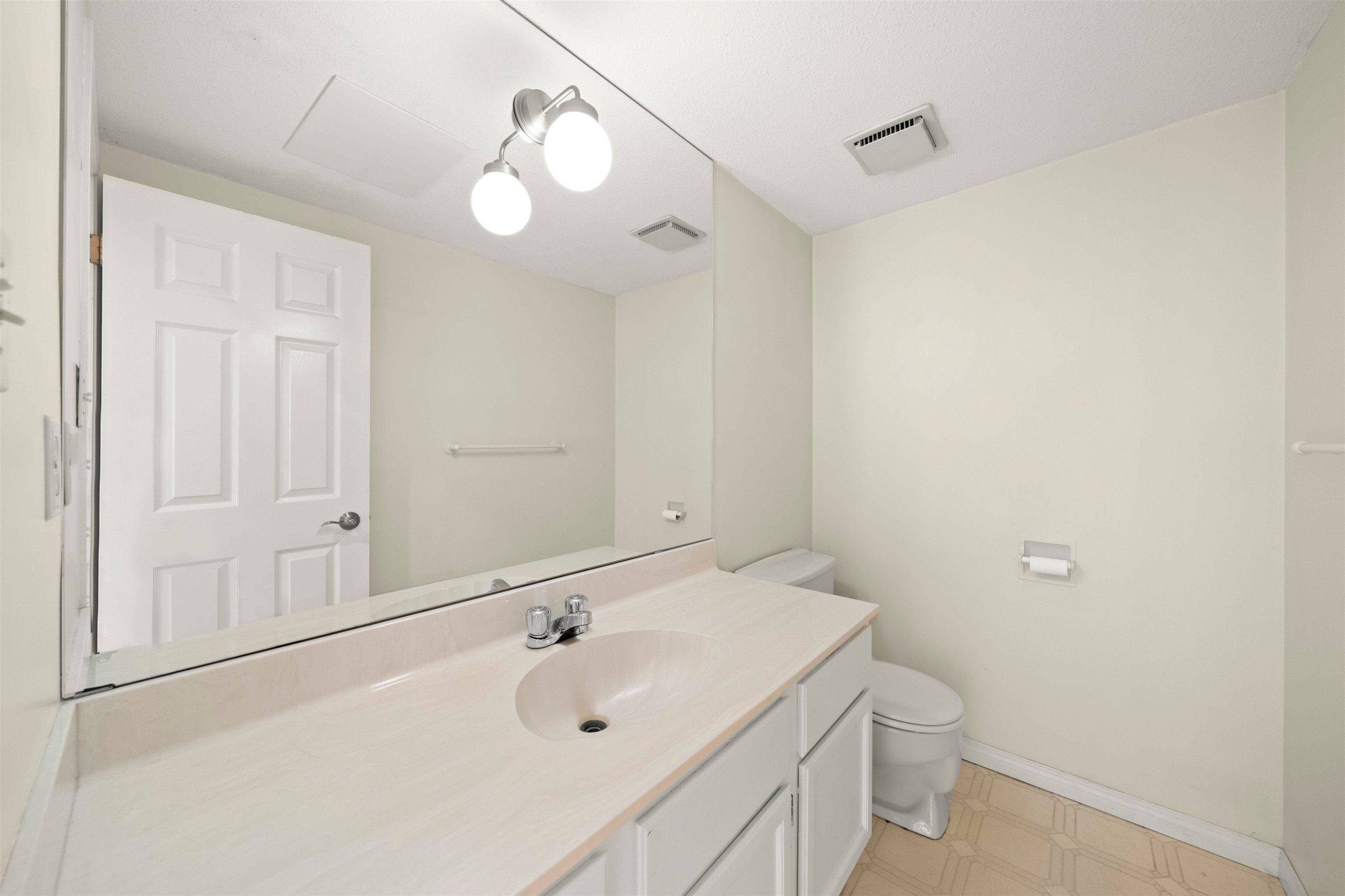 7100 Kimberley Drive, Richmond, BC
