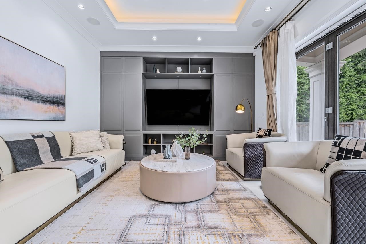 2867 44Th Avenue W, Vancouver, BC