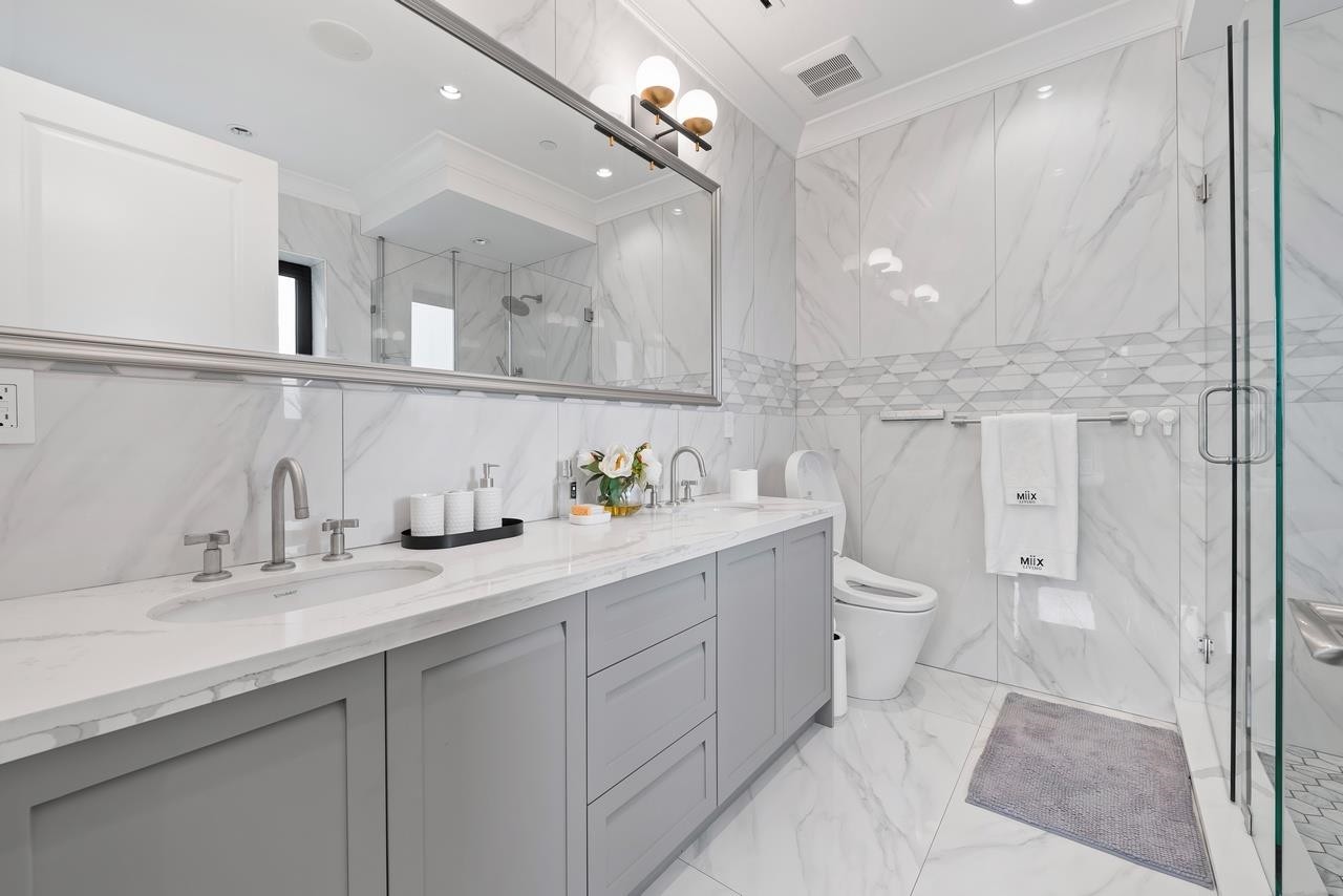 2867 44Th Avenue W, Vancouver, BC