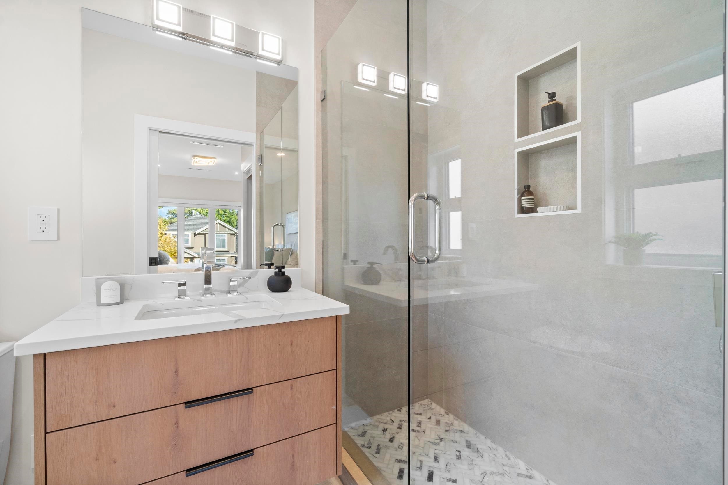 40 46Th Avenue E, Vancouver, BC