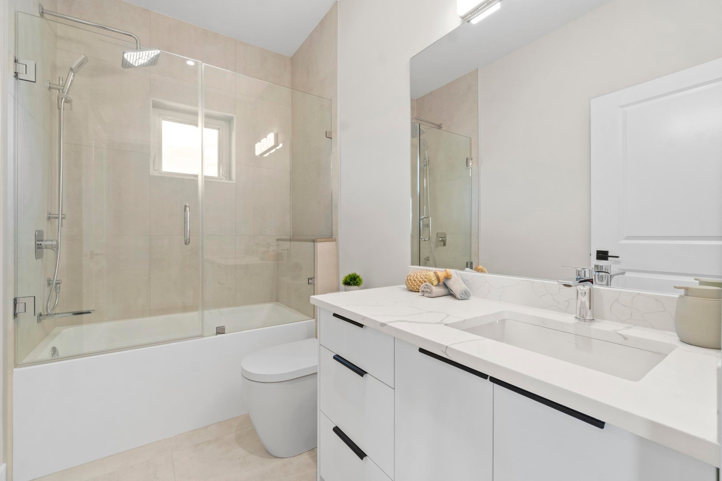 40 46Th Avenue E, Vancouver, BC