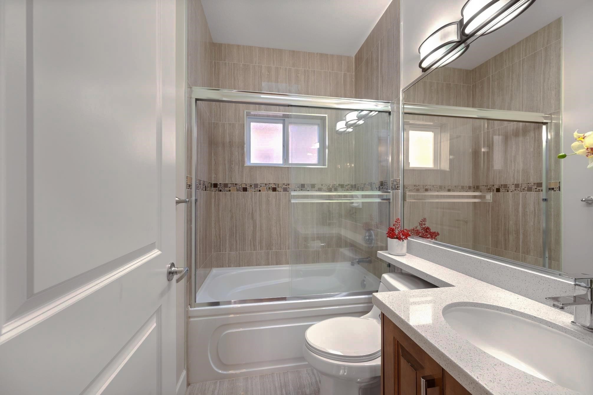 2643 8Th Avenue E, Vancouver, BC