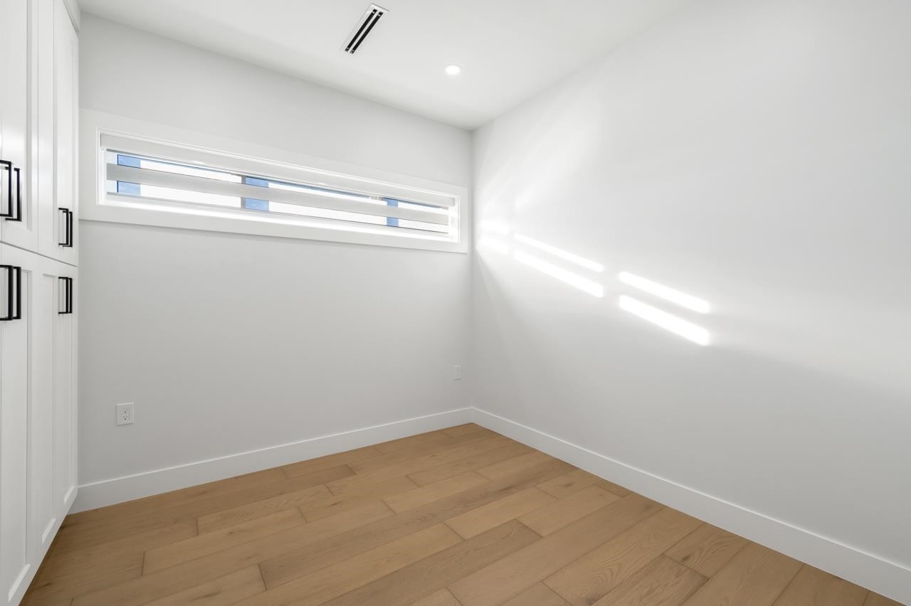 1328 64Th Avenue E, Vancouver, BC