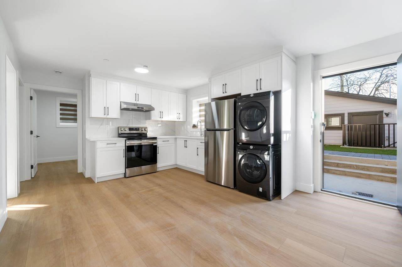 1328 64Th Avenue E, Vancouver, BC