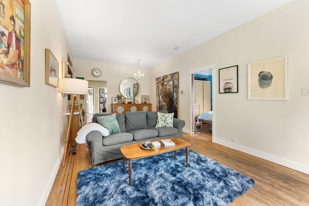 4225 John Street, Vancouver, BC