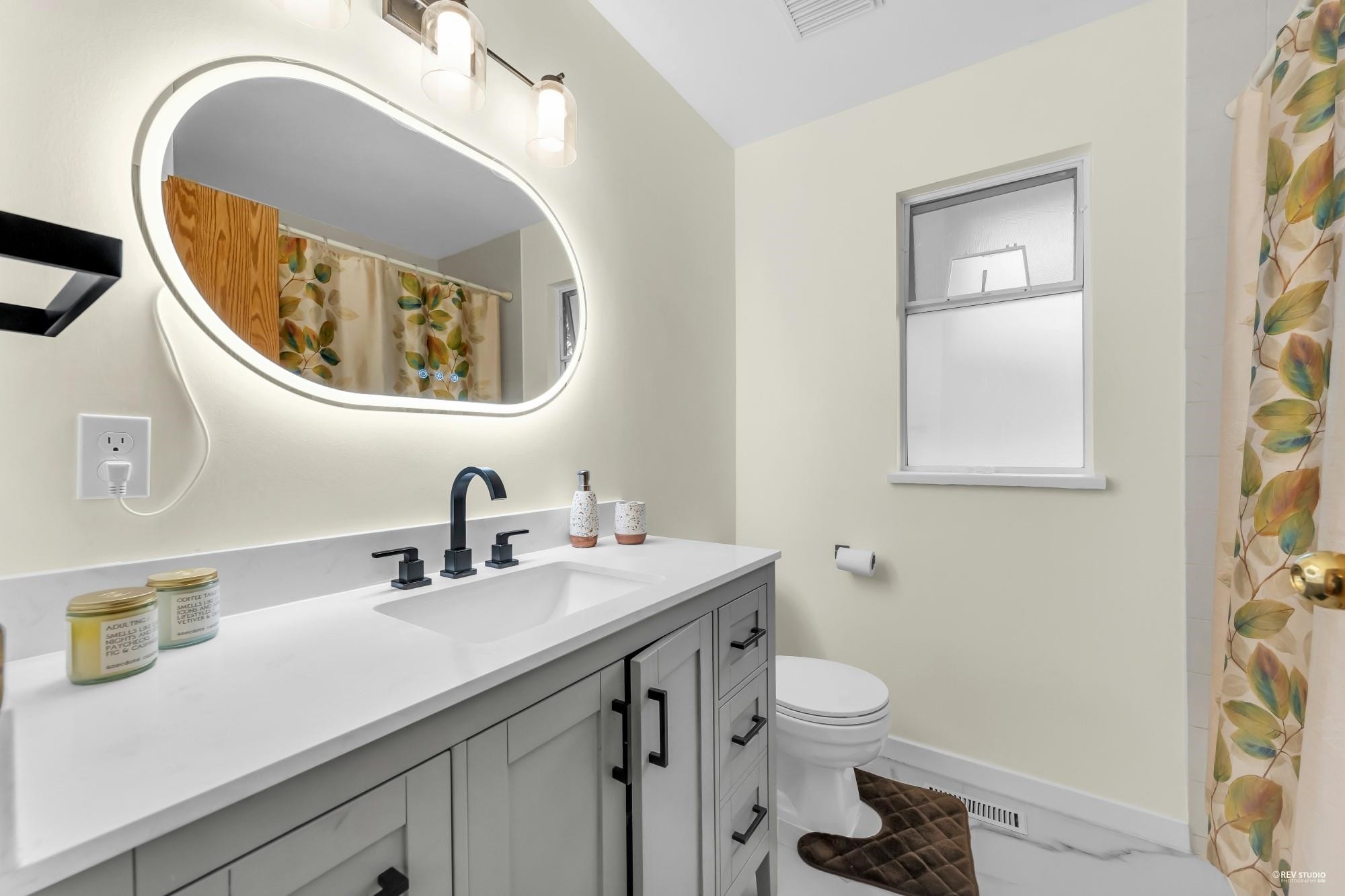 1382 Sutherland Avenue, Port Coquitlam, BC