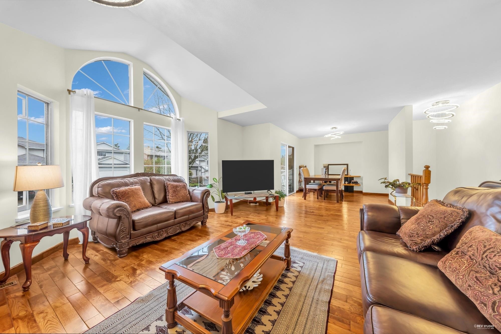 1382 Sutherland Avenue, Port Coquitlam, BC