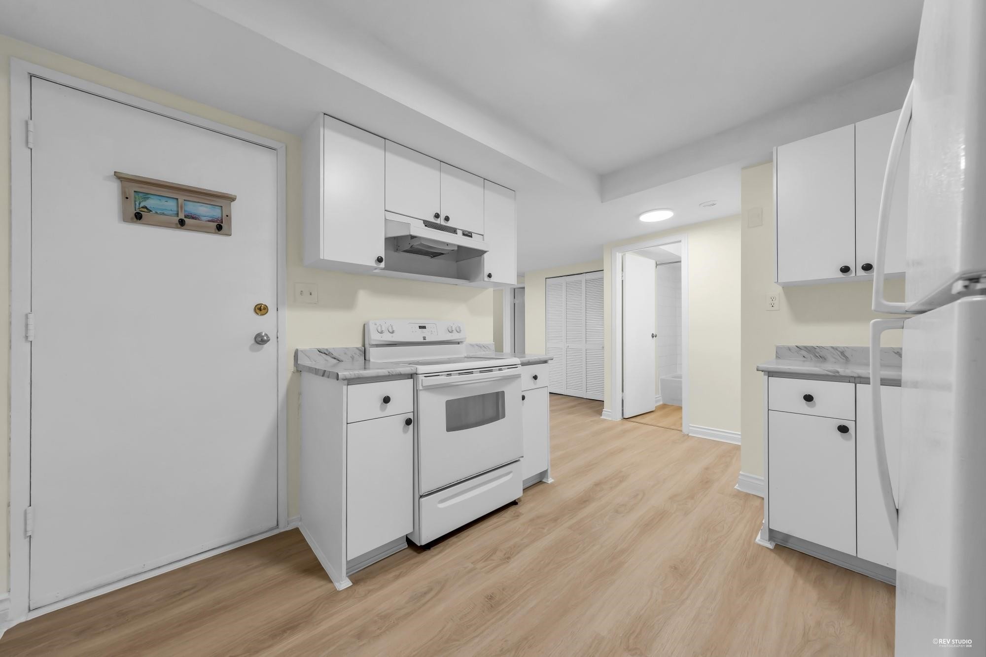 1382 Sutherland Avenue, Port Coquitlam, BC