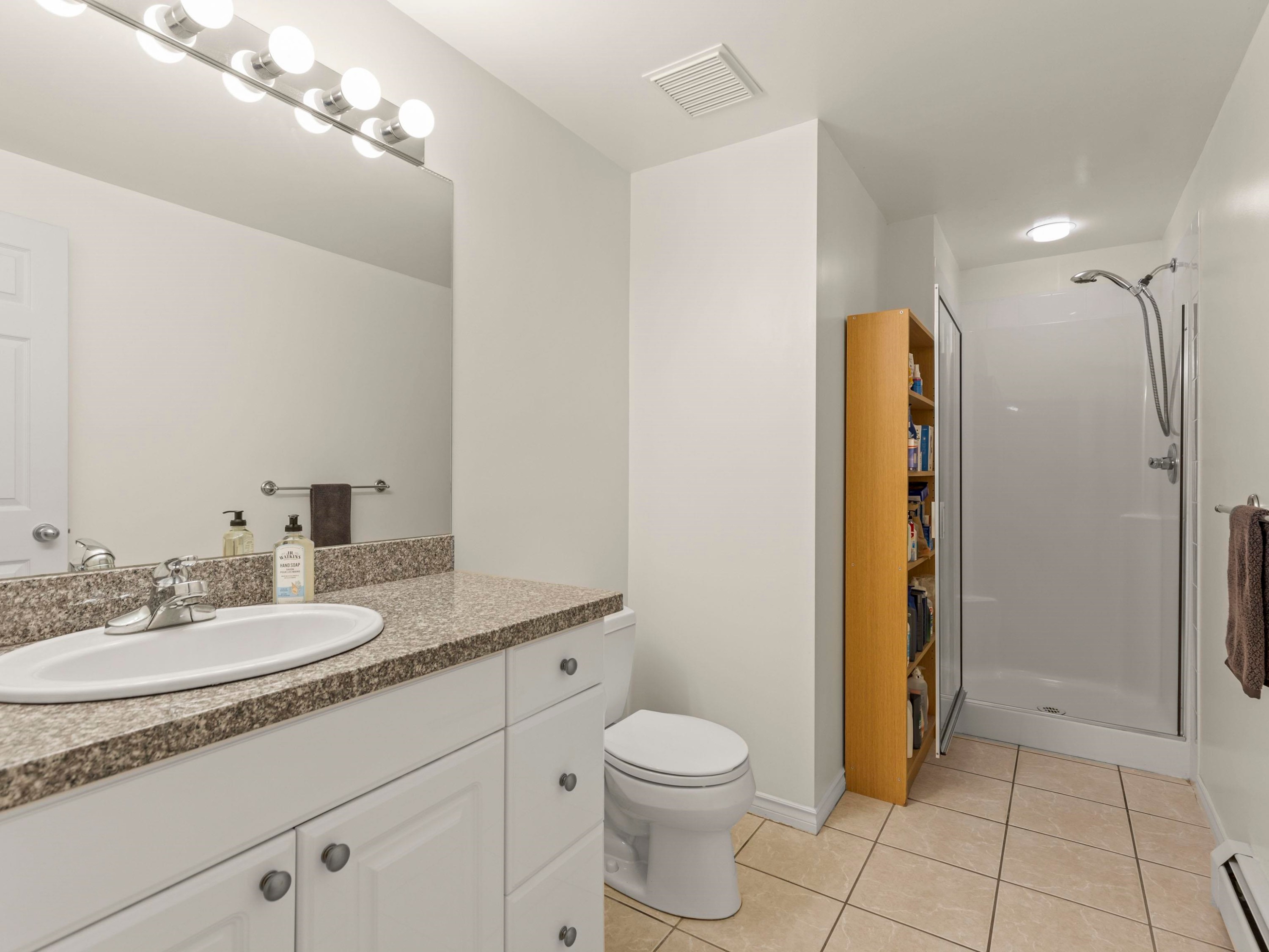 1270 46Th Avenue W, Vancouver, BC