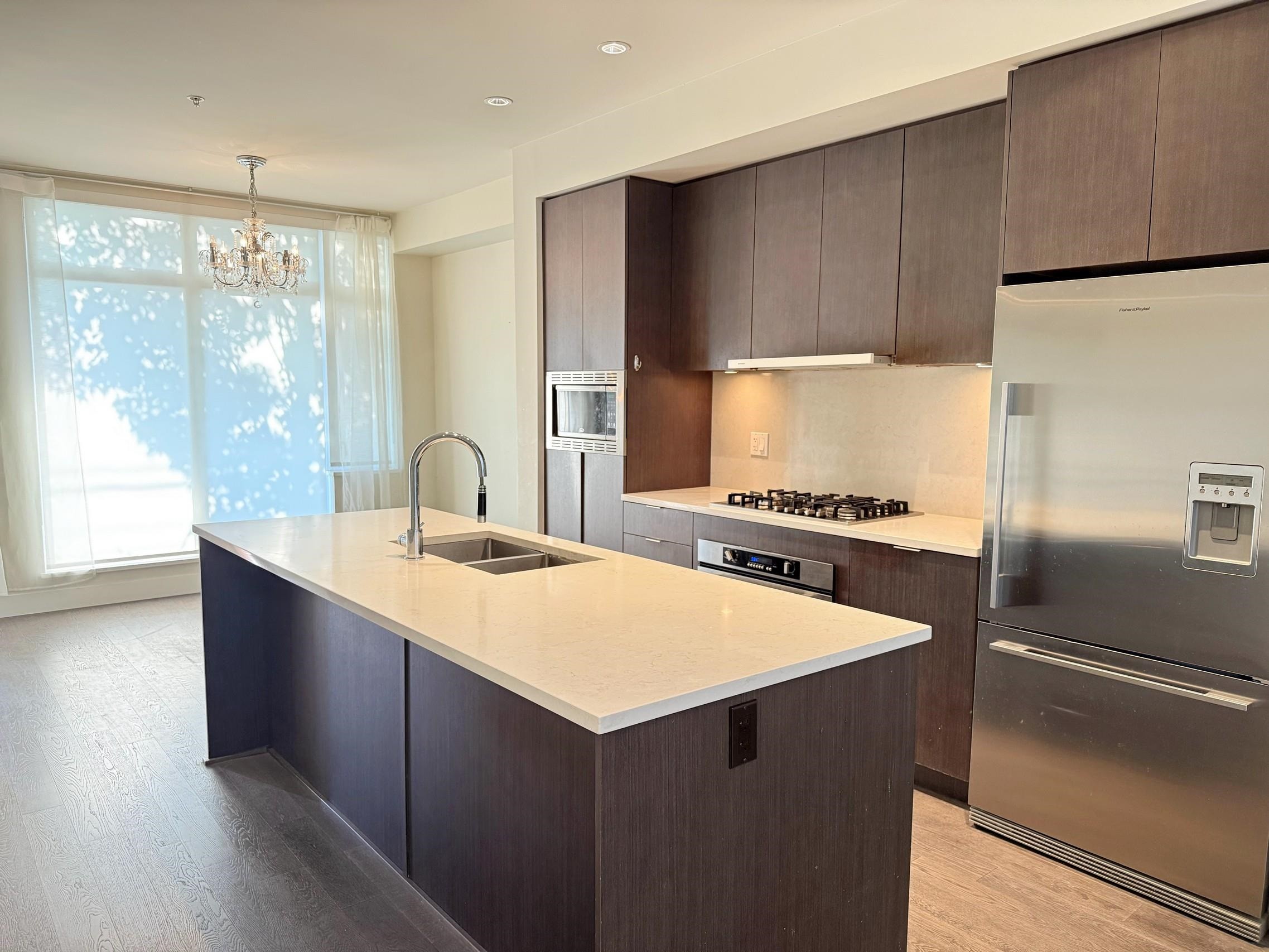 6180 Oak Street, Vancouver, BC