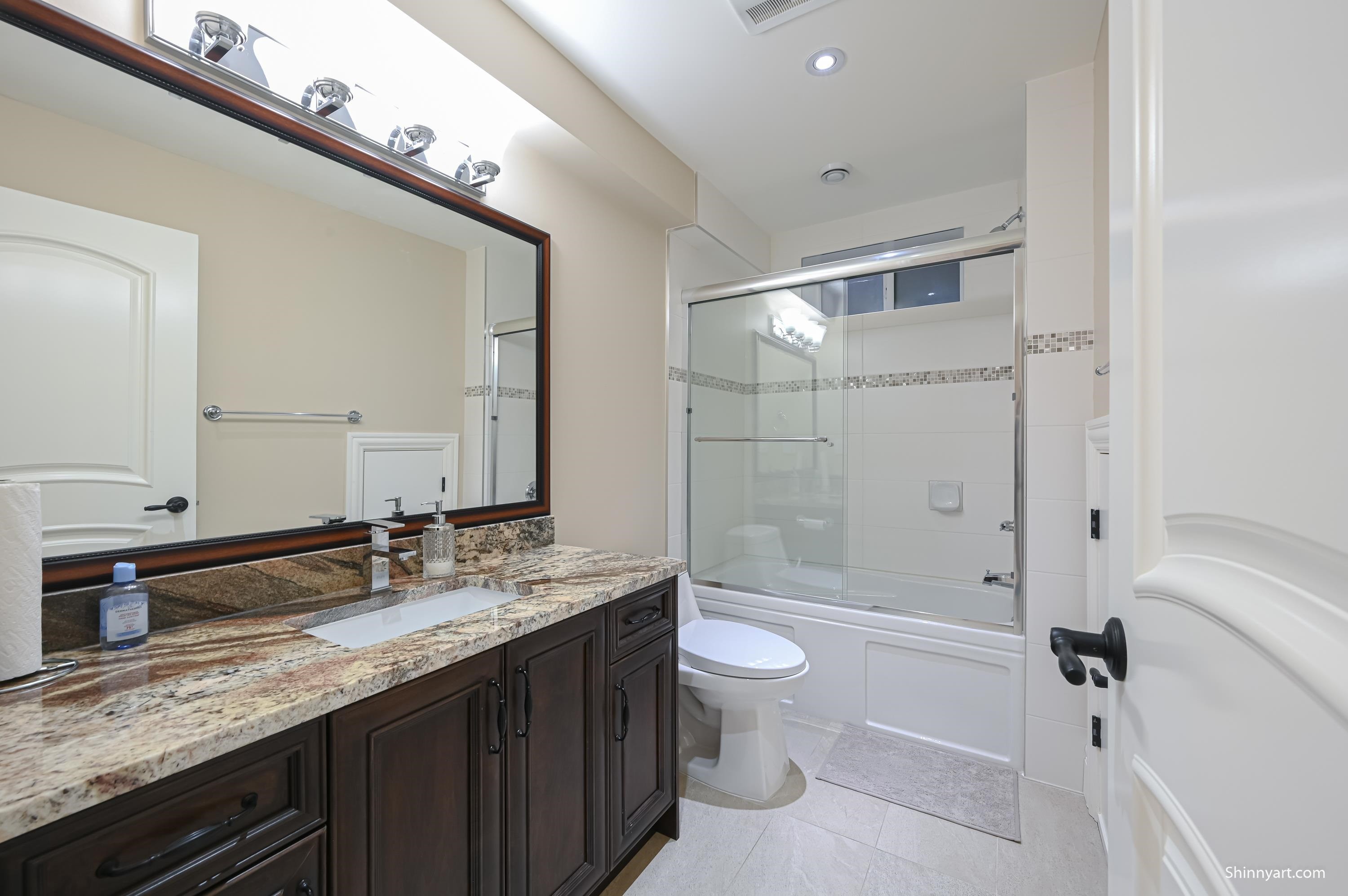 1091 55Th Avenue E, Vancouver, BC