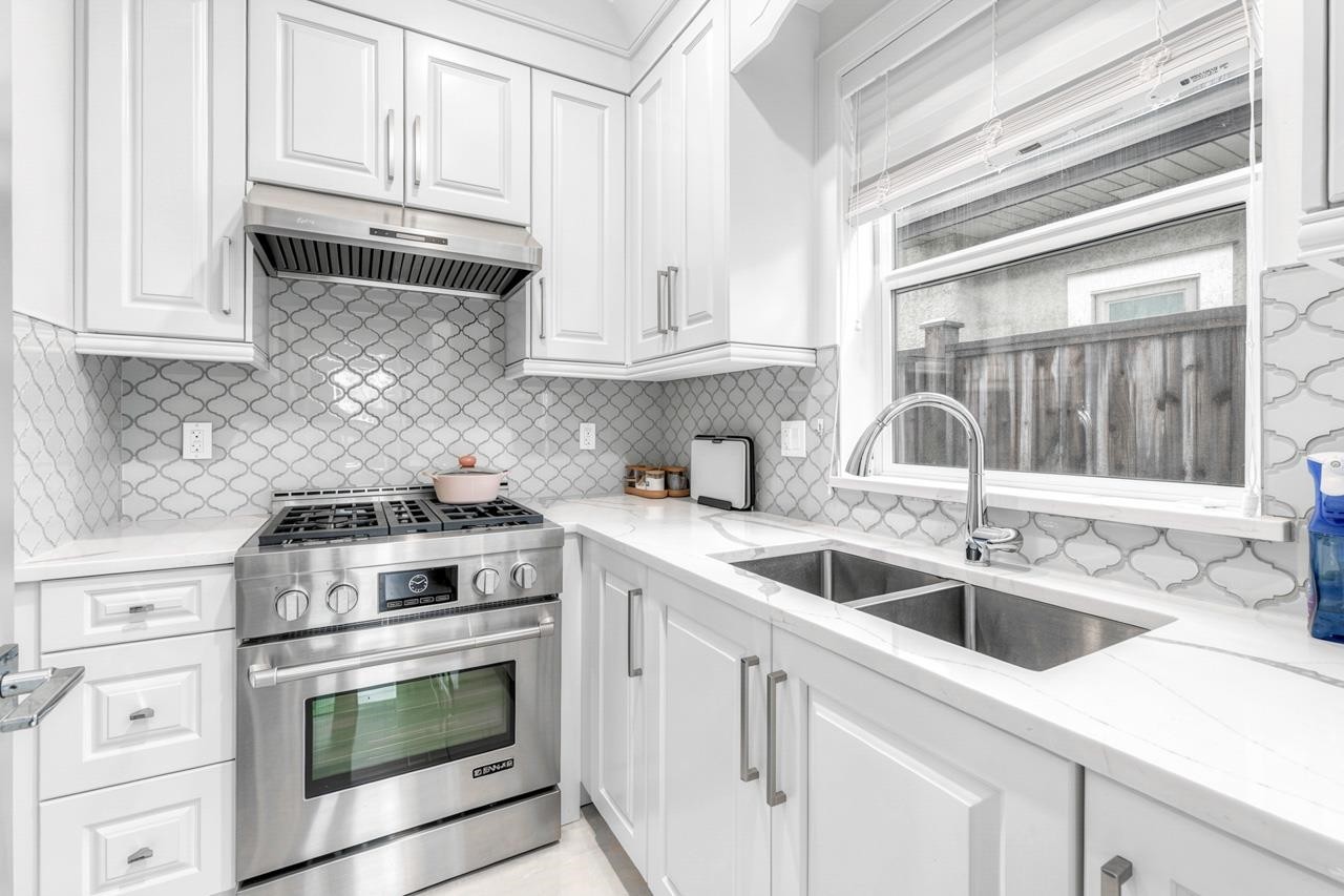 5028 Maple Road, Richmond, BC