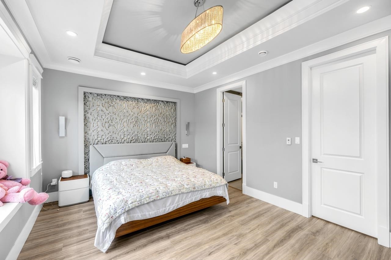 5028 Maple Road, Richmond, BC