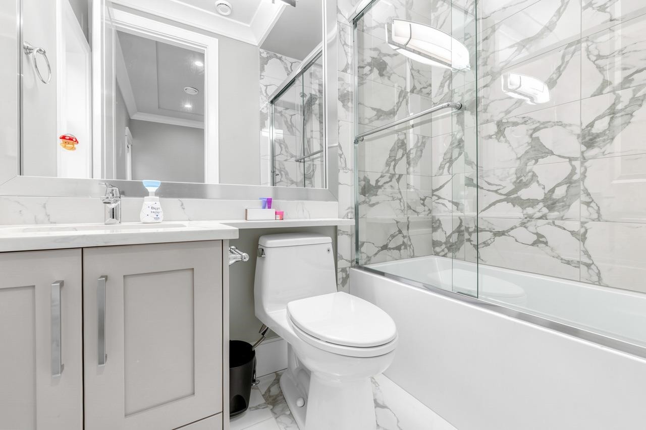 5028 Maple Road, Richmond, BC