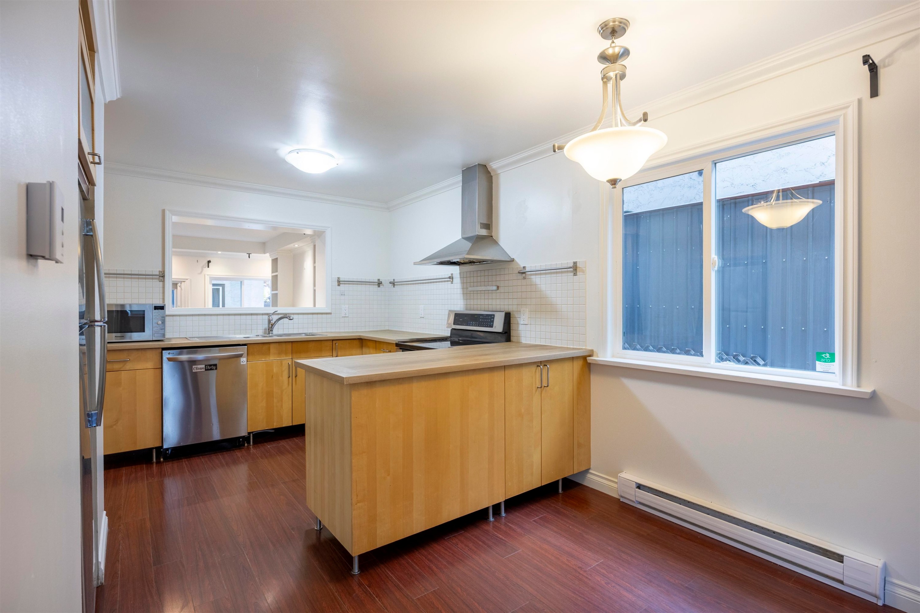 1927 Coquitlam Avenue, Port Coquitlam, BC