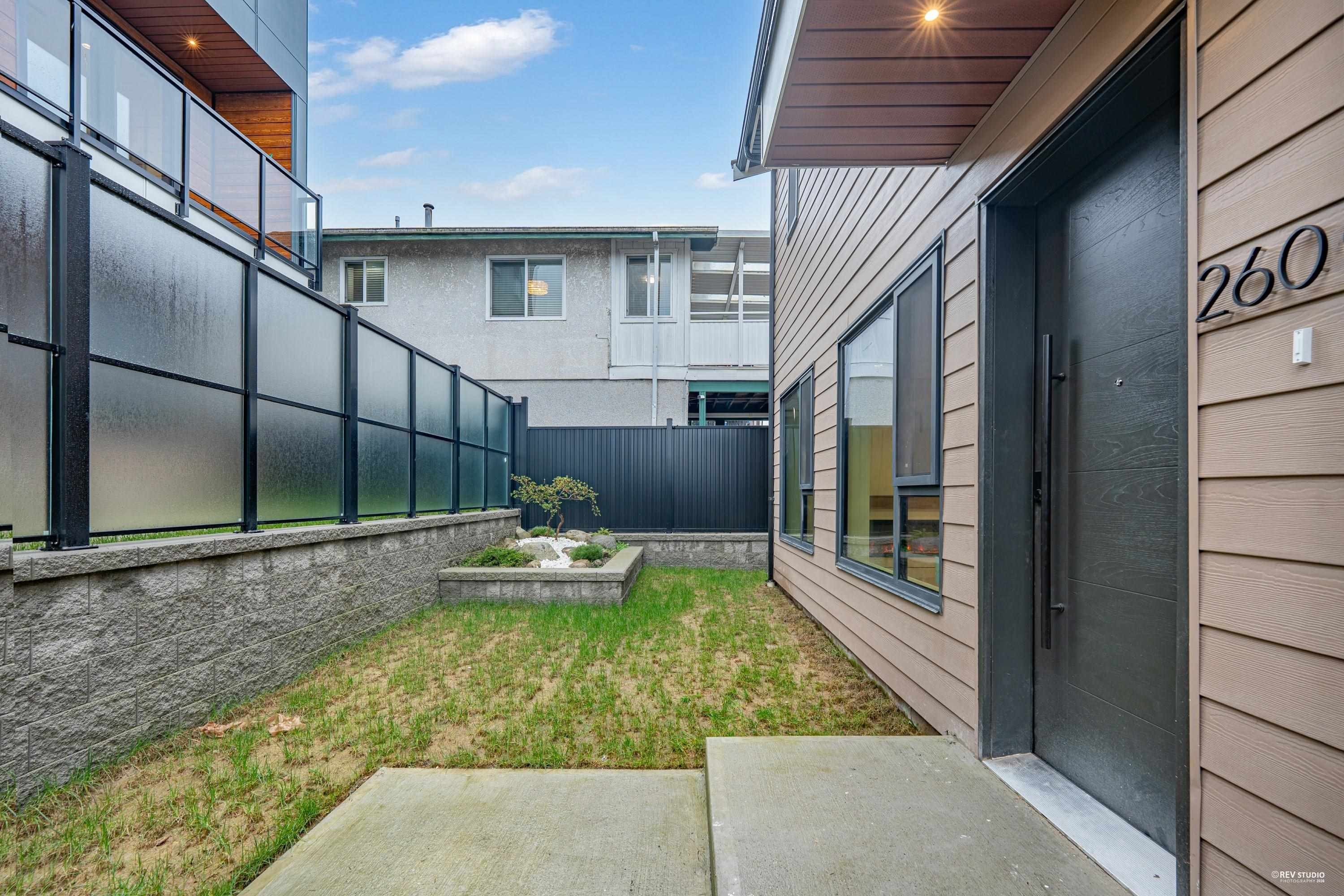 260 65Th Avenue E, Vancouver, BC