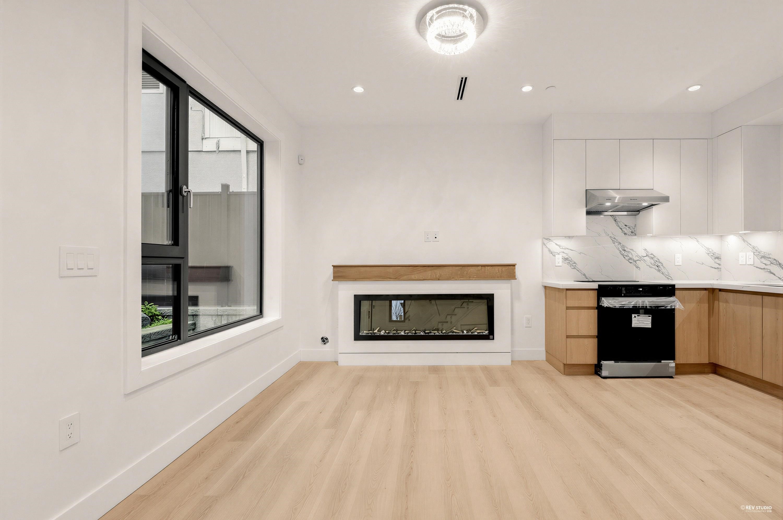 260 65Th Avenue E, Vancouver, BC