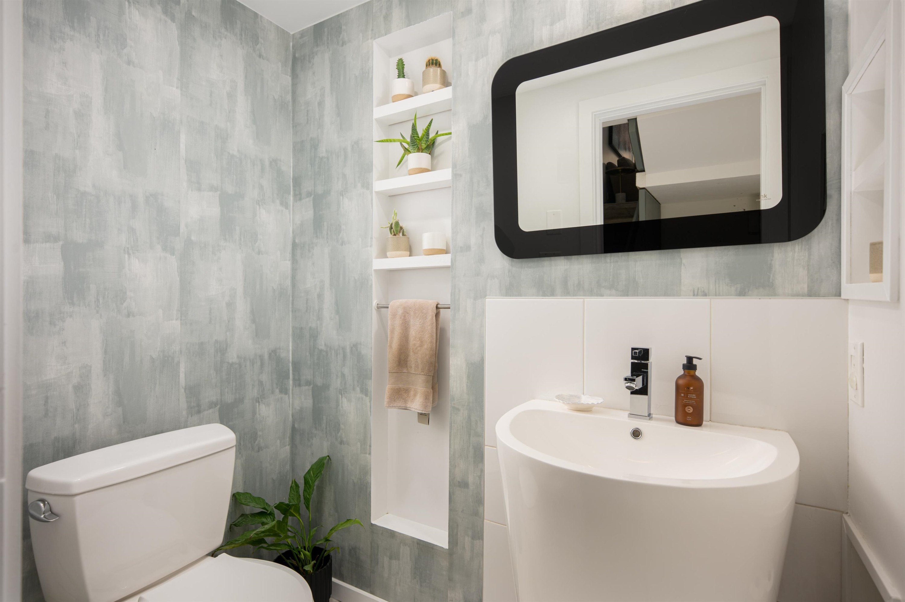 396 15Th Avenue E, Vancouver, BC