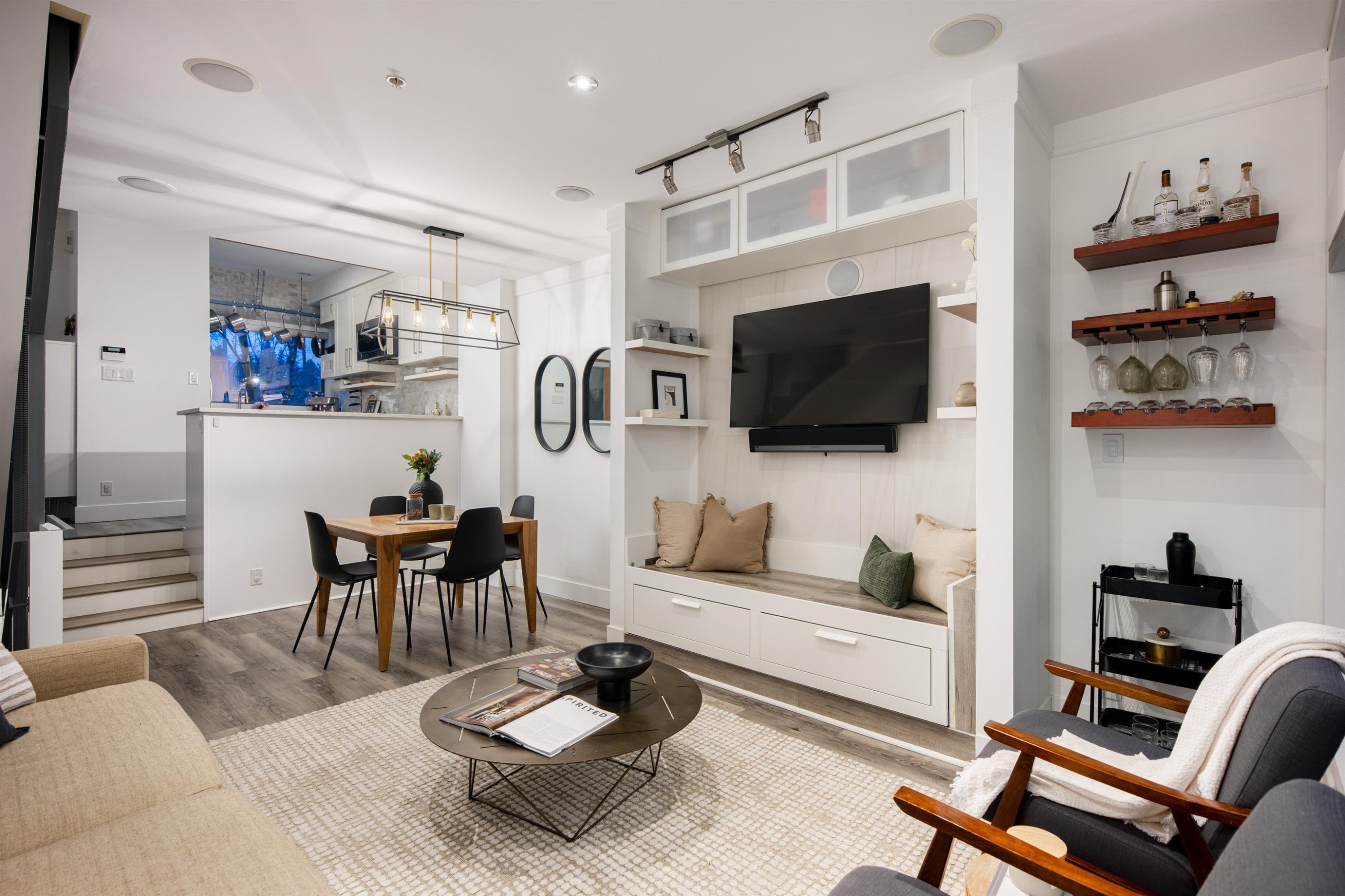 396 15Th Avenue E, Vancouver, BC