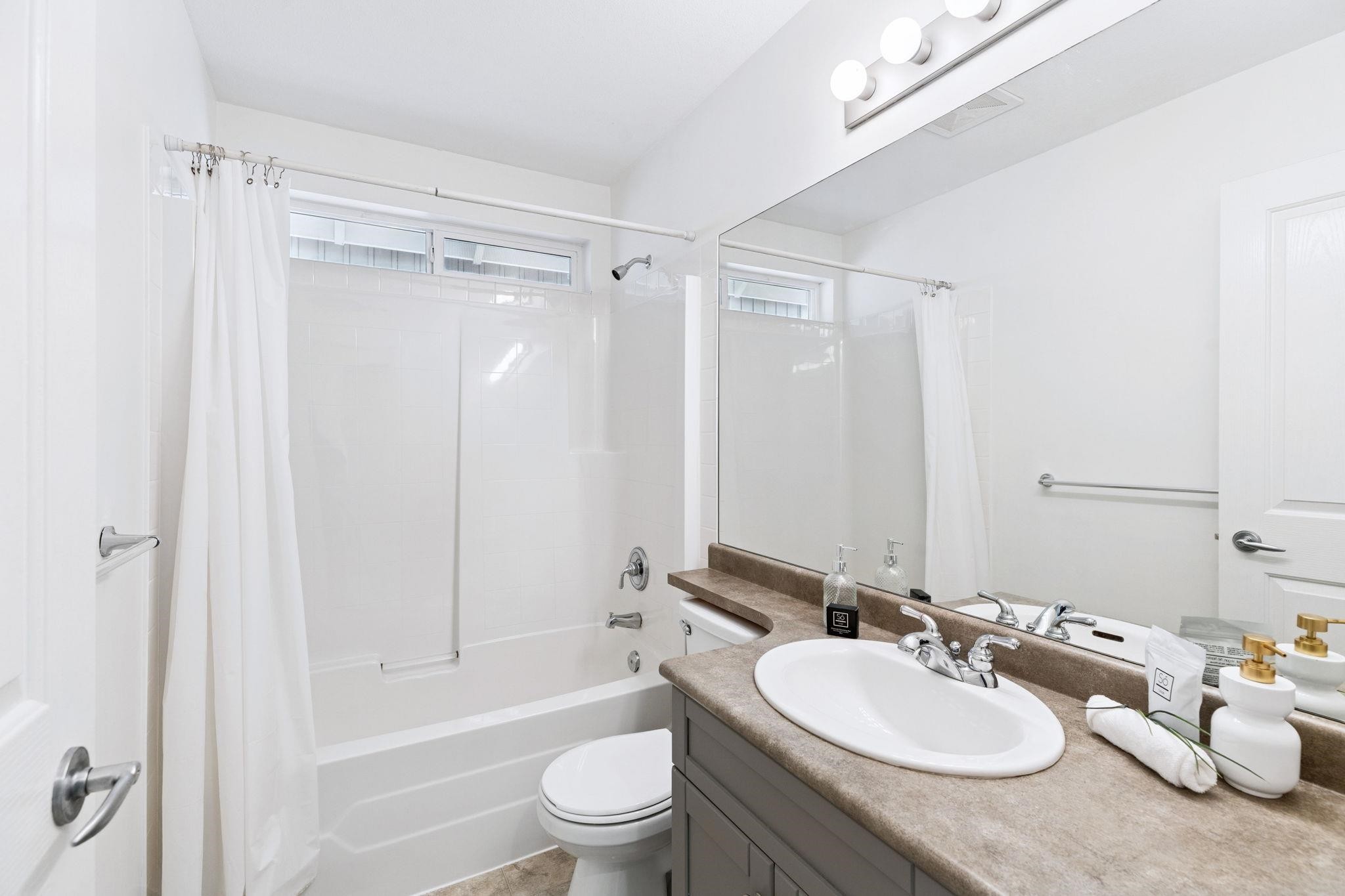 1855 Parkway Boulevard, Coquitlam, BC