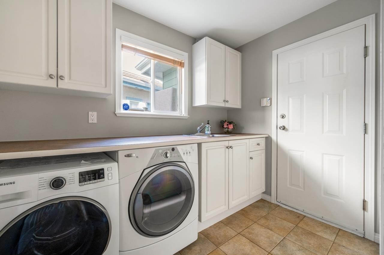 3220 Johnson Avenue, Richmond, BC