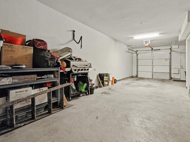 1605-8485 New Haven Close, Burnaby, BC