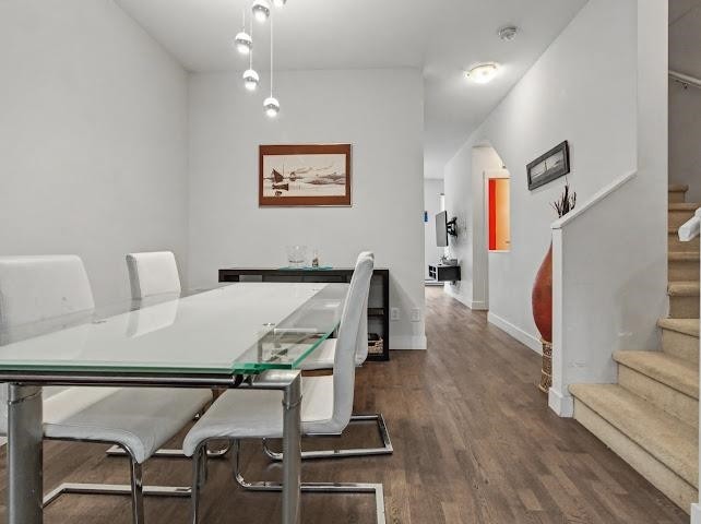 1605-8485 New Haven Close, Burnaby, BC