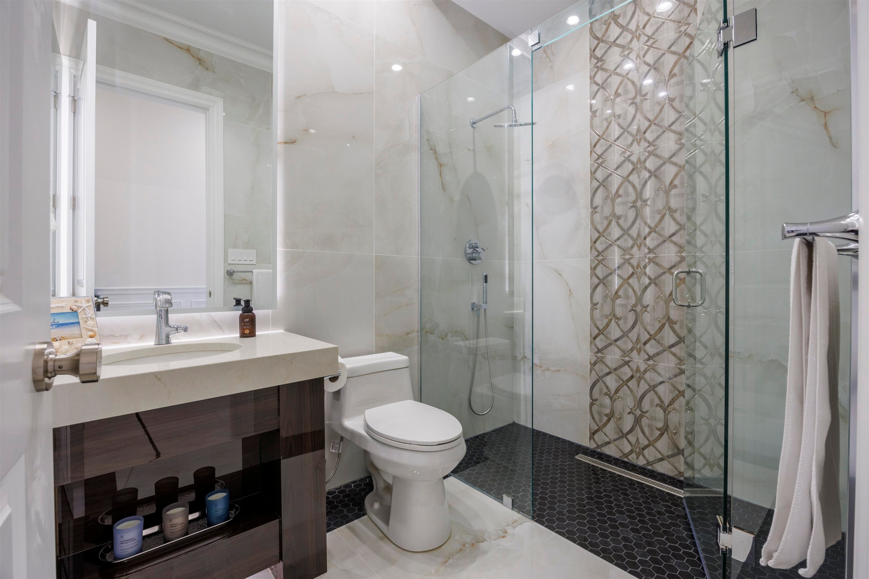 9480 Patterson Road, Richmond, BC