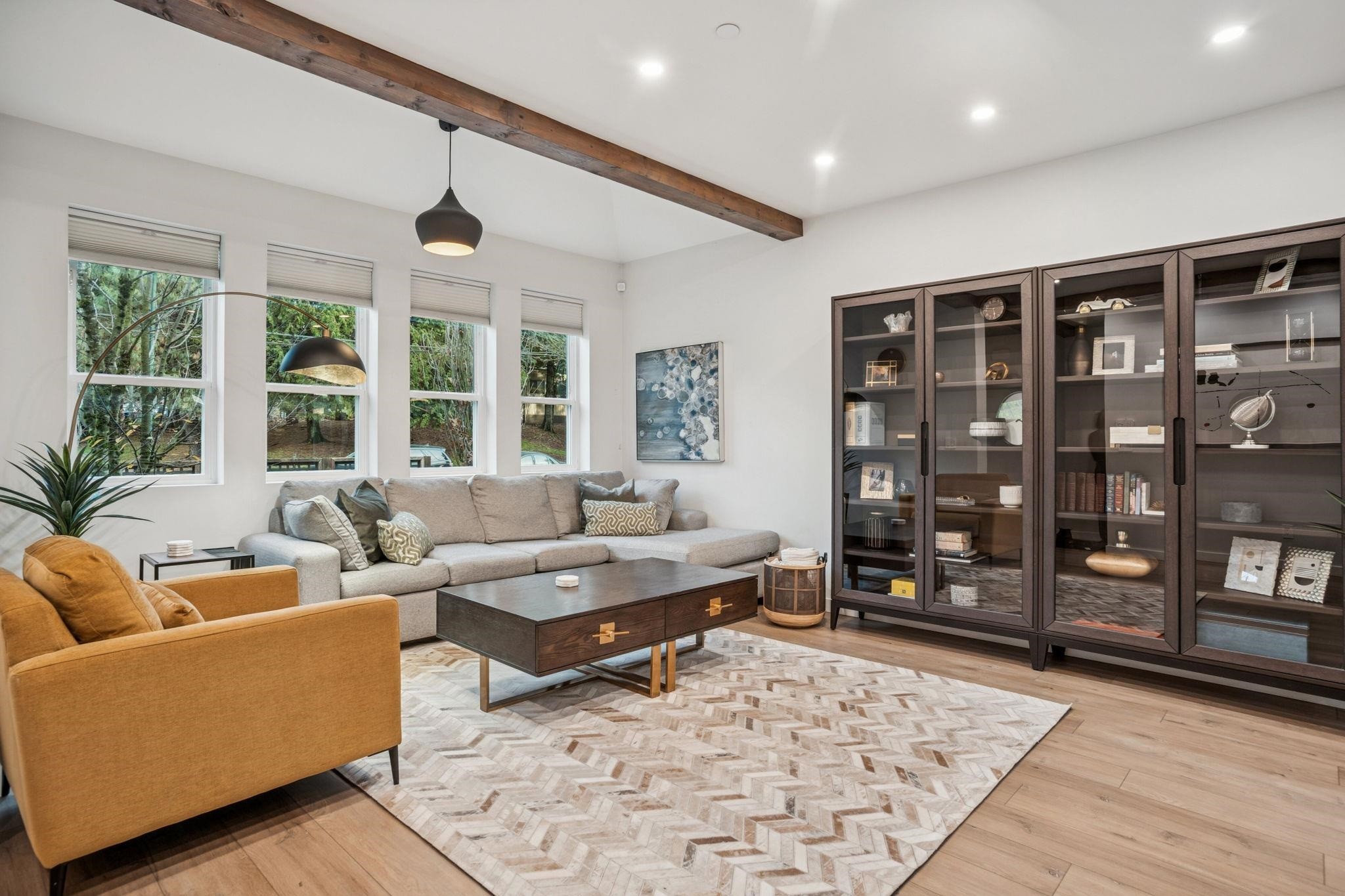 933 Mclean Drive, Vancouver, BC