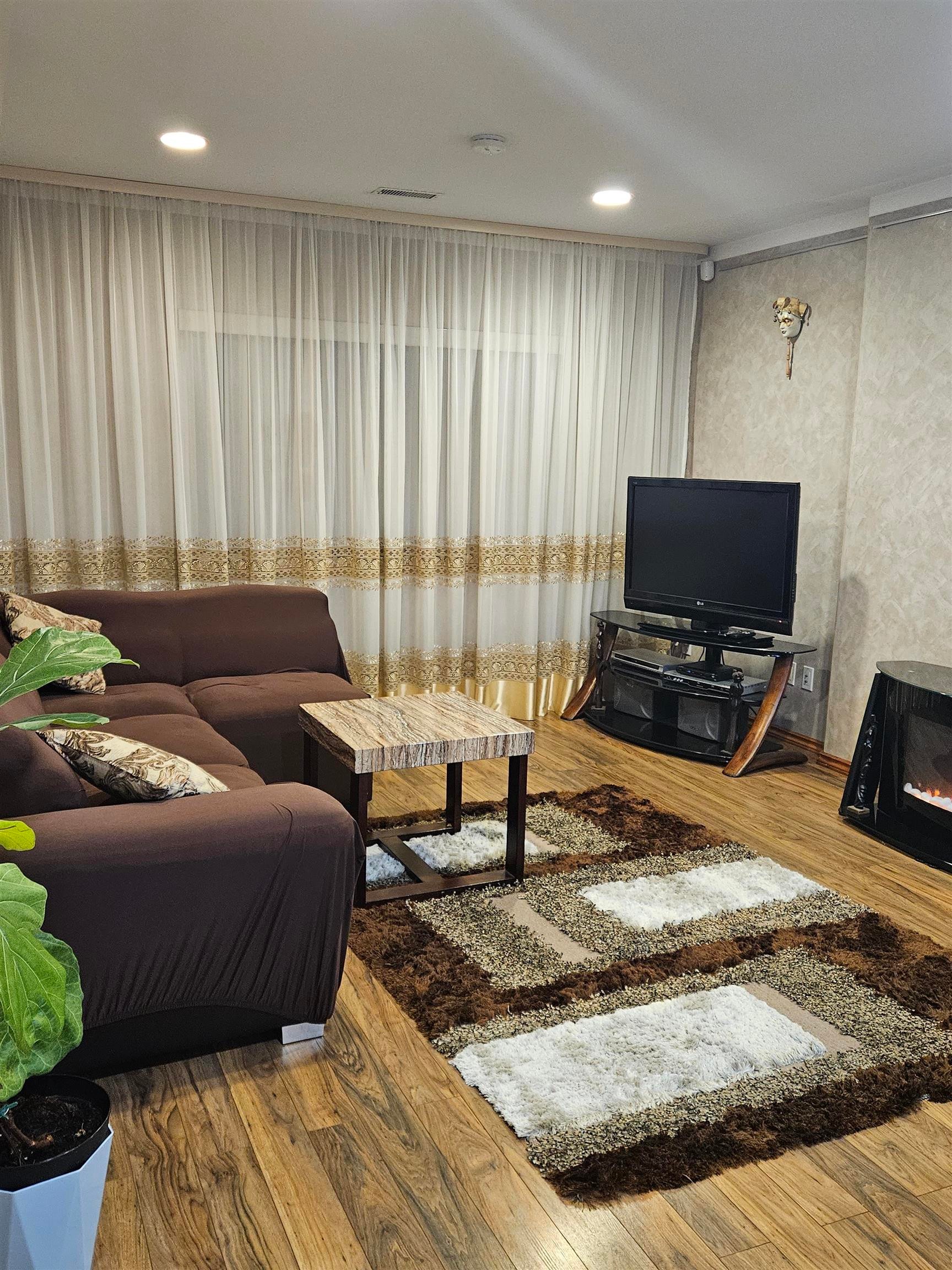 11311 Seafield Crescent, Richmond, BC