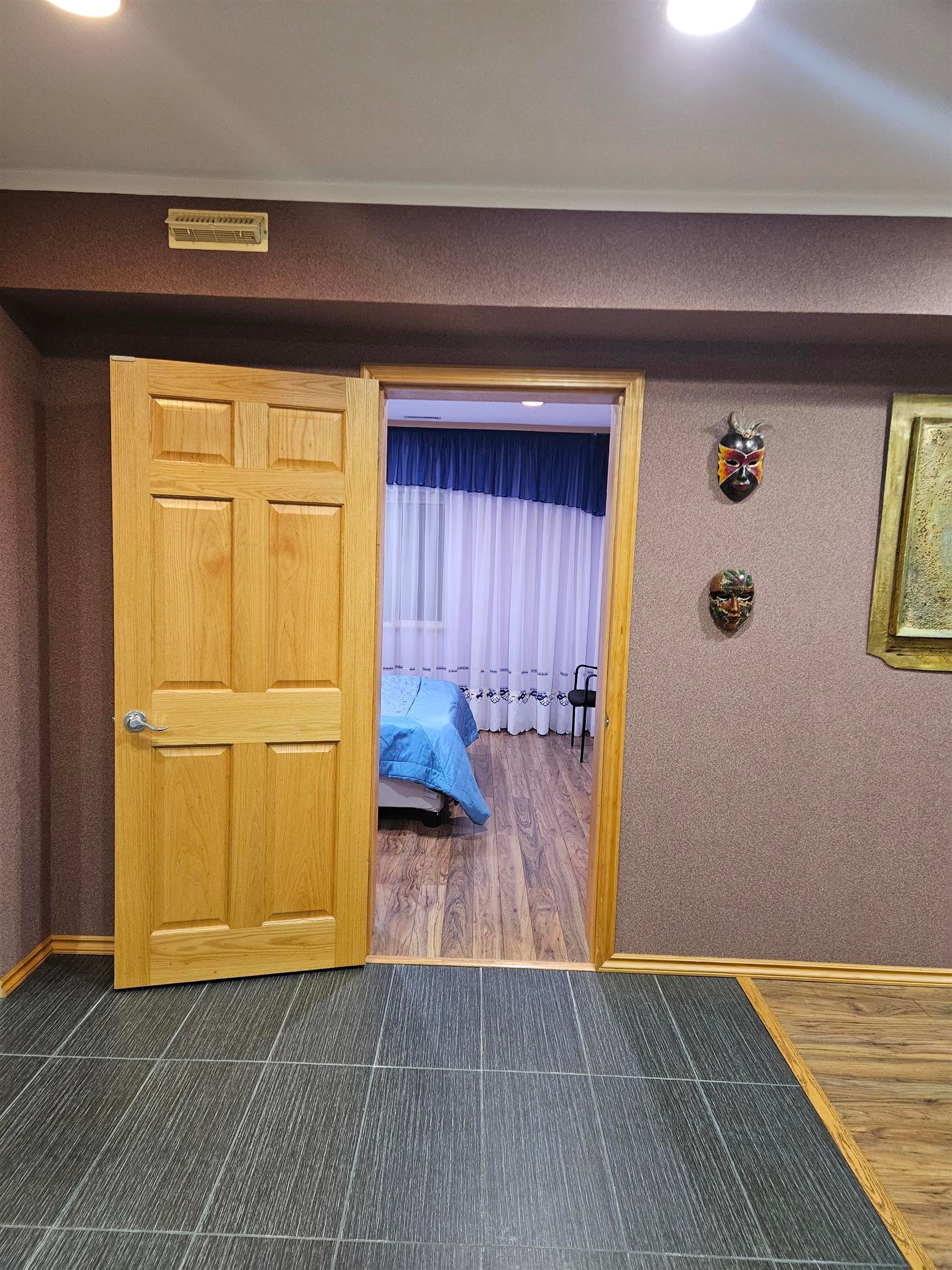 11311 Seafield Crescent, Richmond, BC