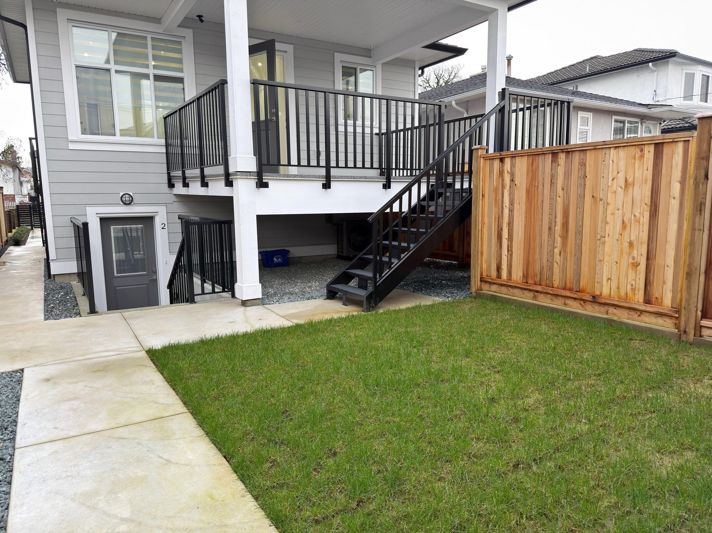 2172 46Th Avenue E, Vancouver, BC