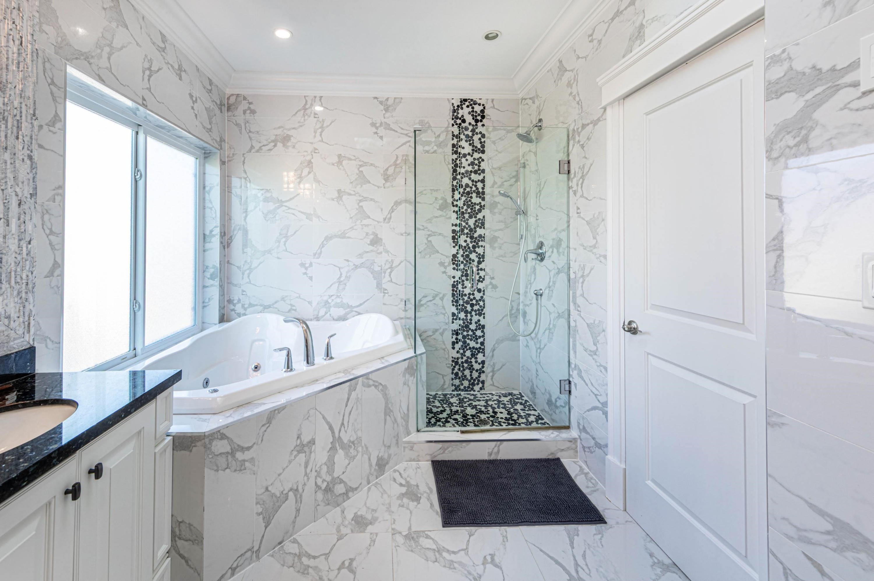 9631 Saunders Road, Richmond, BC