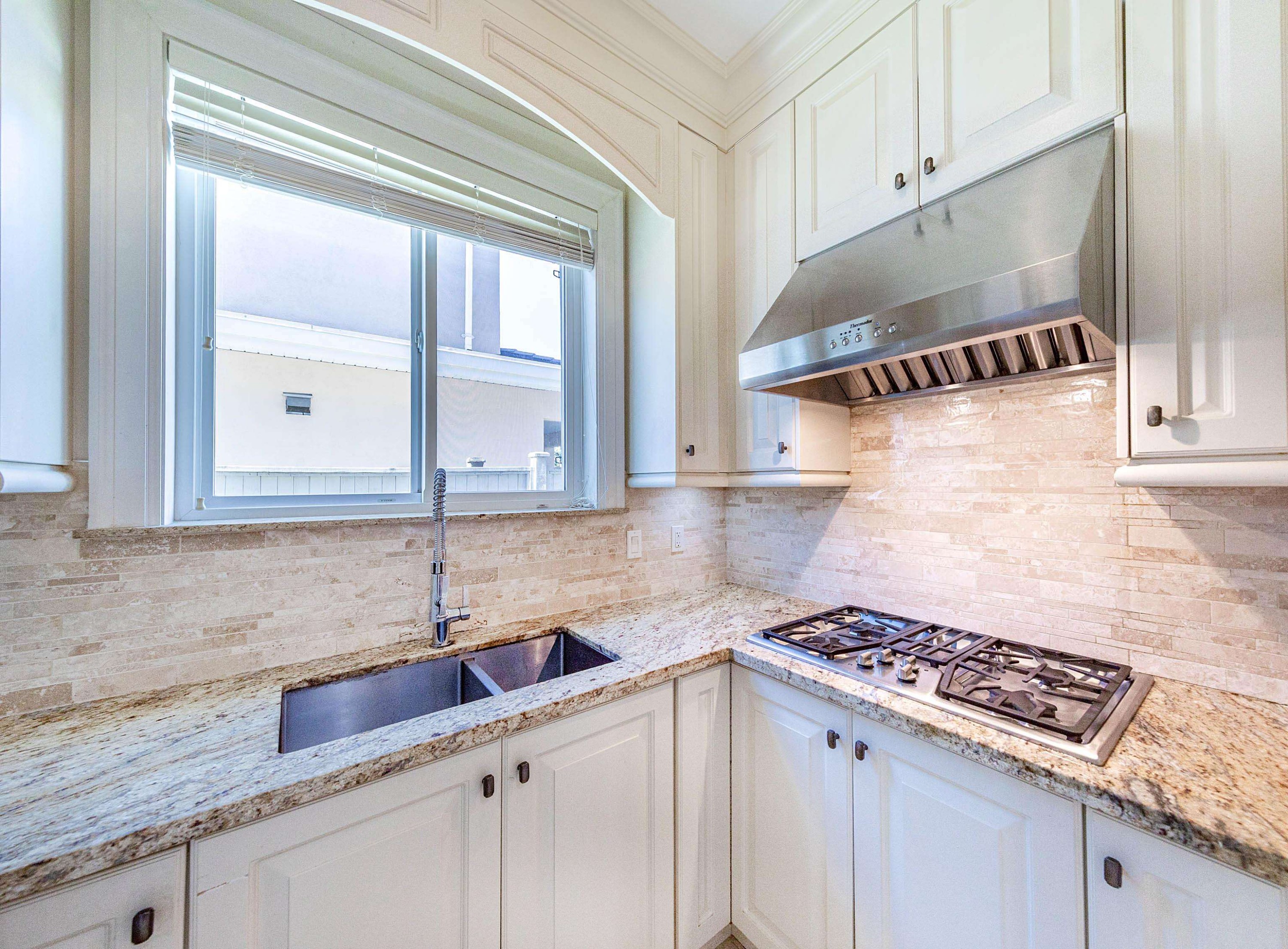 9631 Saunders Road, Richmond, BC