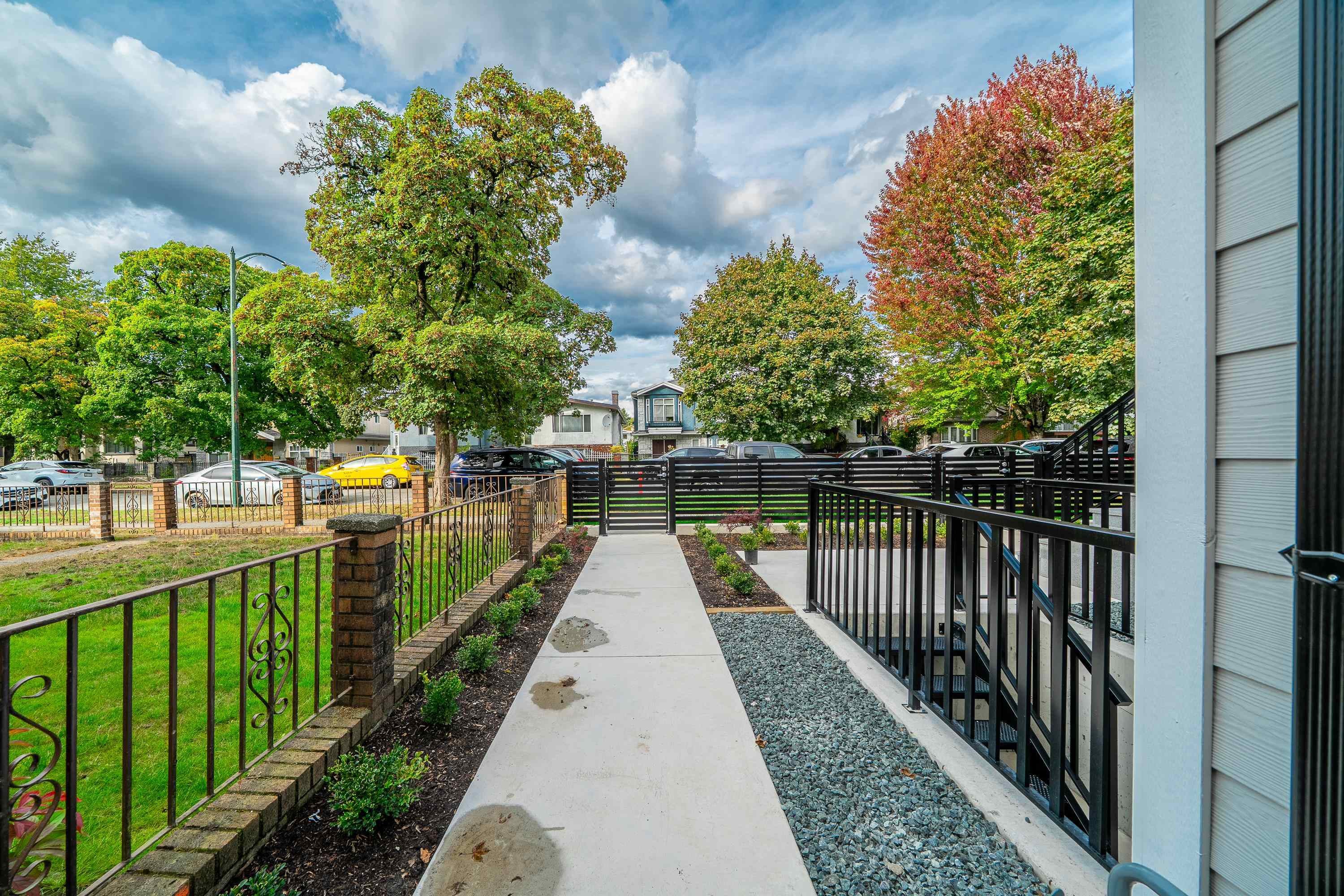 2174 46Th Avenue E, Vancouver, BC