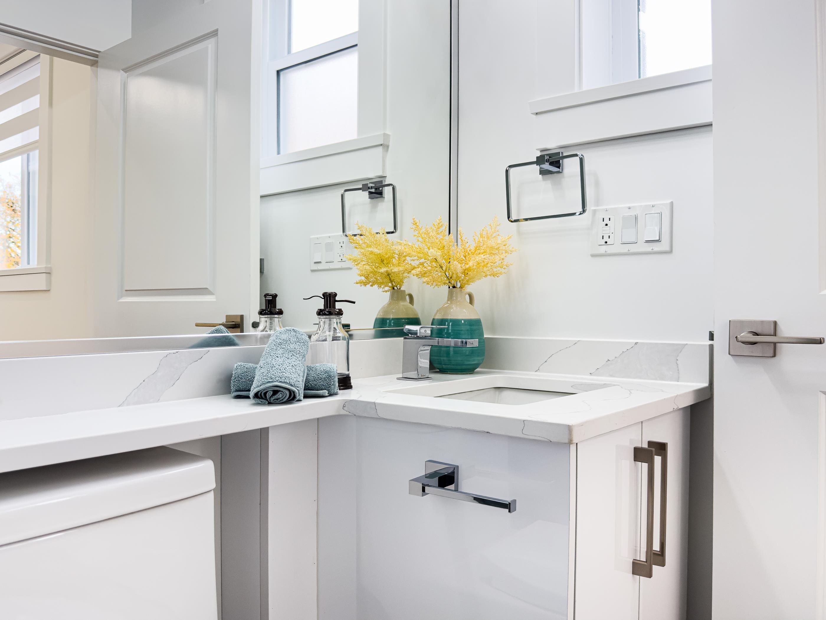 2174 46Th Avenue E, Vancouver, BC