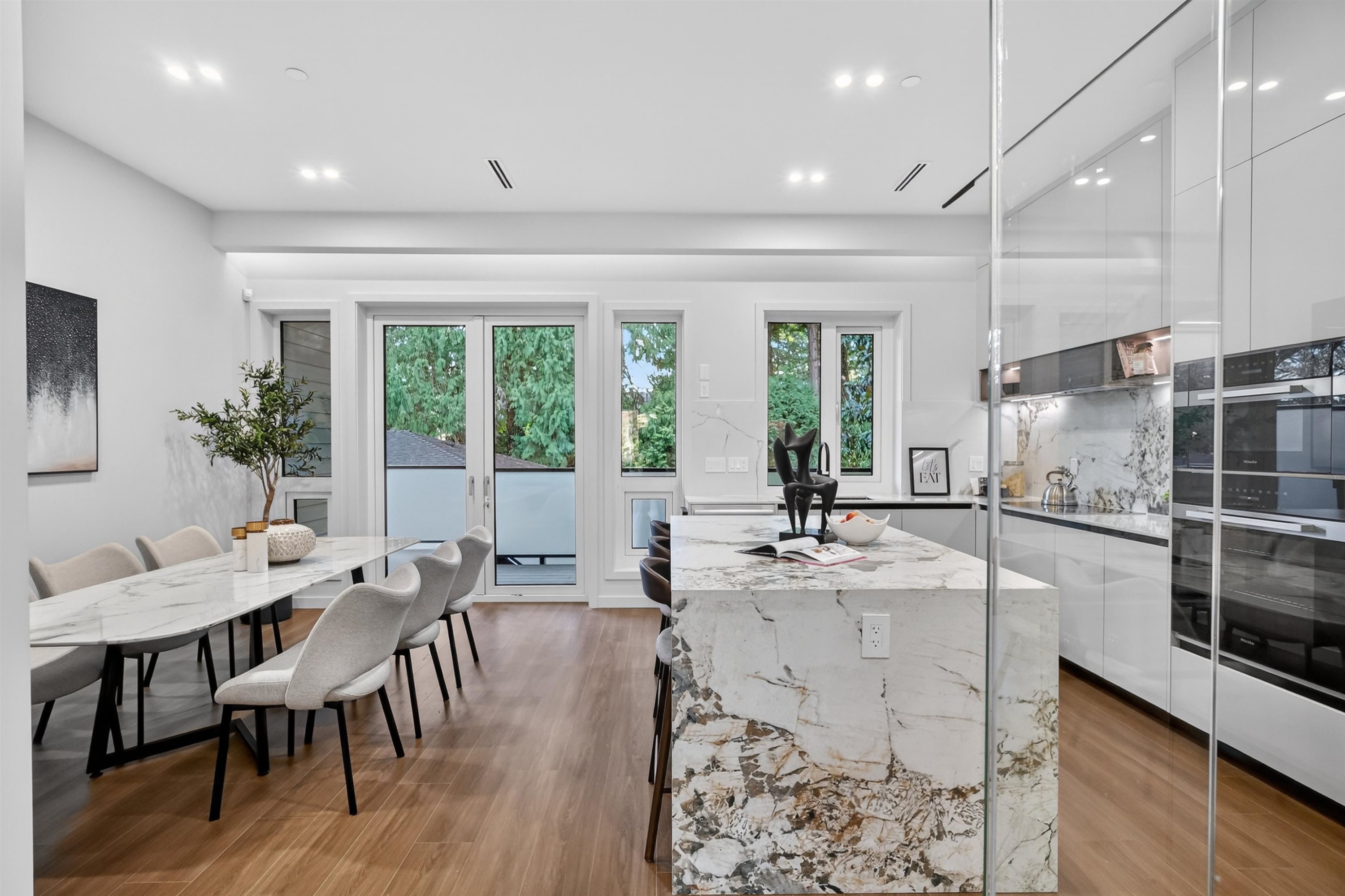 3548 35Th Avenue W, Vancouver, BC