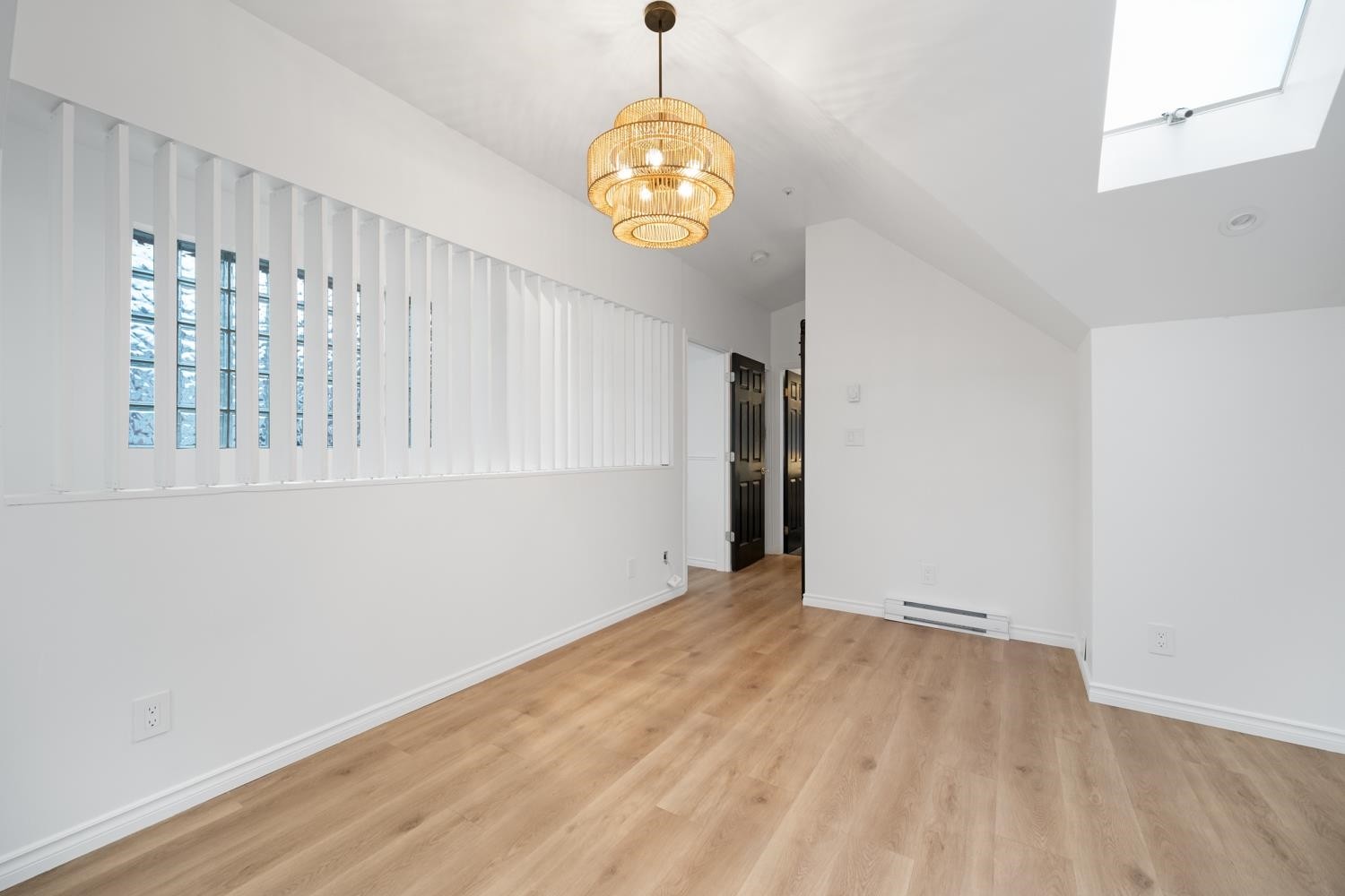 1407 Pendrell Street, Vancouver, BC