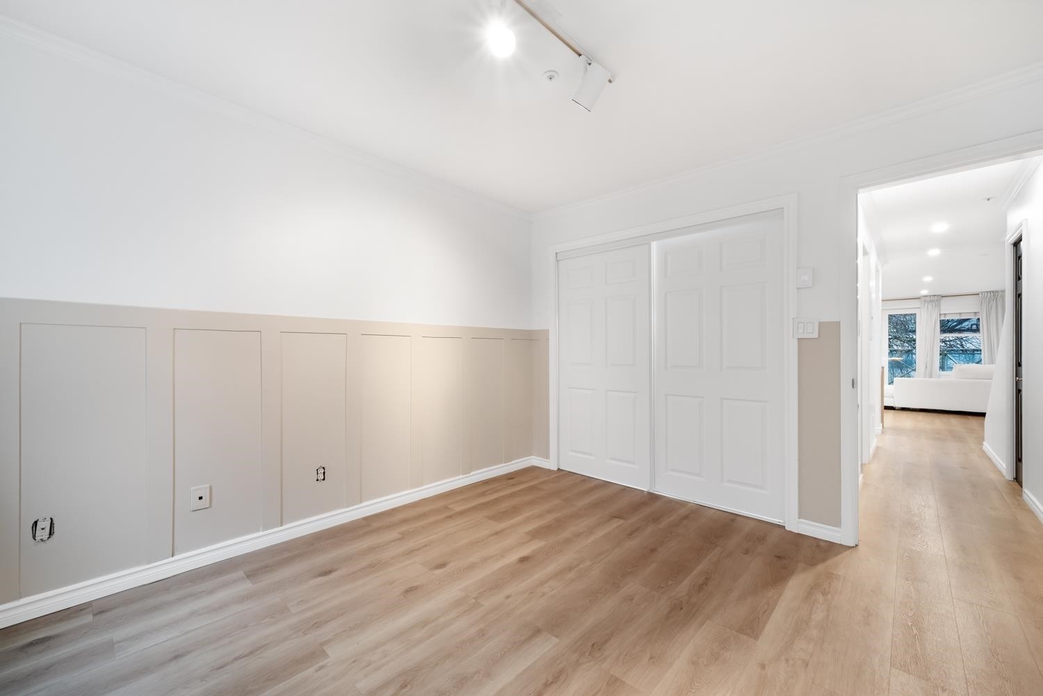 1407 Pendrell Street, Vancouver, BC