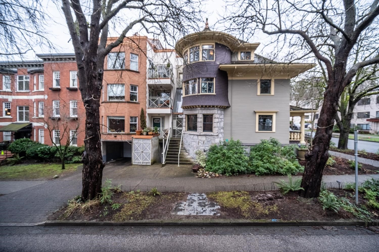 1407 Pendrell Street, Vancouver, BC