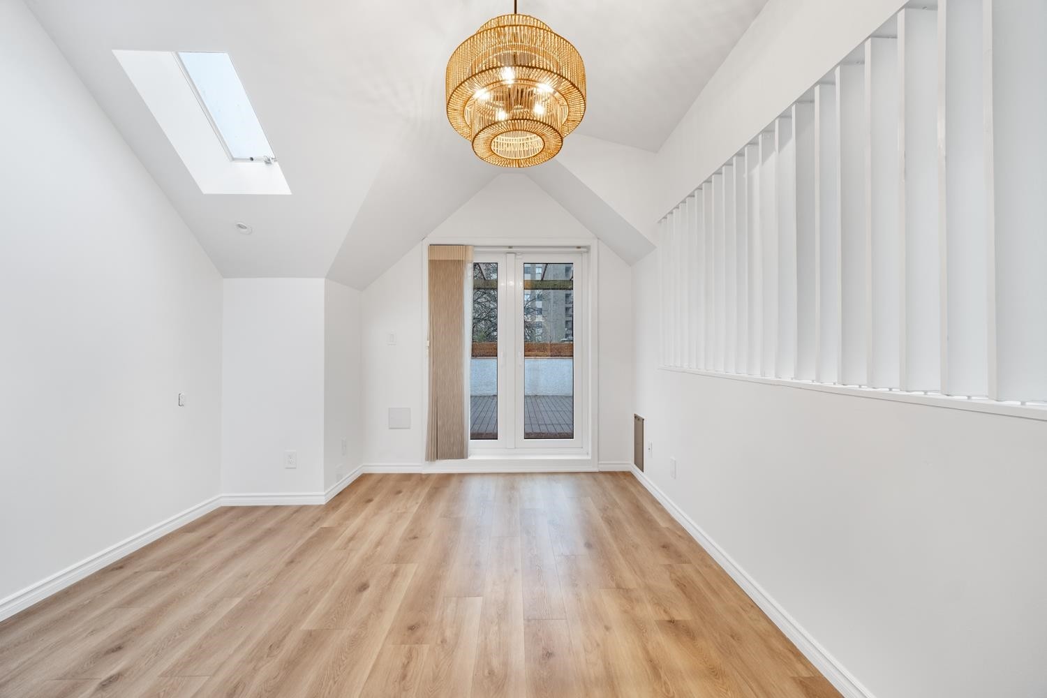 1407 Pendrell Street, Vancouver, BC