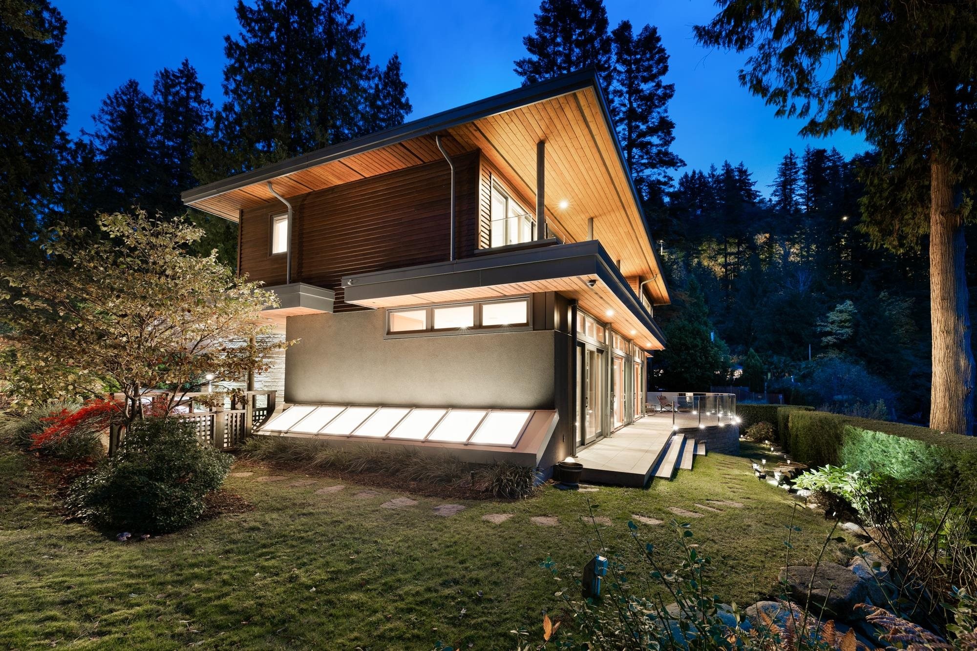 6780 Batchelor Bay Place, West Vancouver, BC